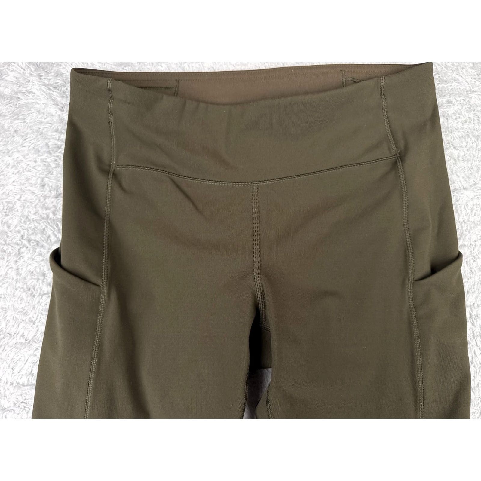 Lululemon Lululemon Pants Women 8 Green Breezy Dot Tight 25" Tapered Luxtreme W5AZOS Pants Women 8 Green Breezy Dot Tight 25" Tapered Luxtreme W5AZOS Size 30" / US 8 / IT 44 - 4 Thumbnail