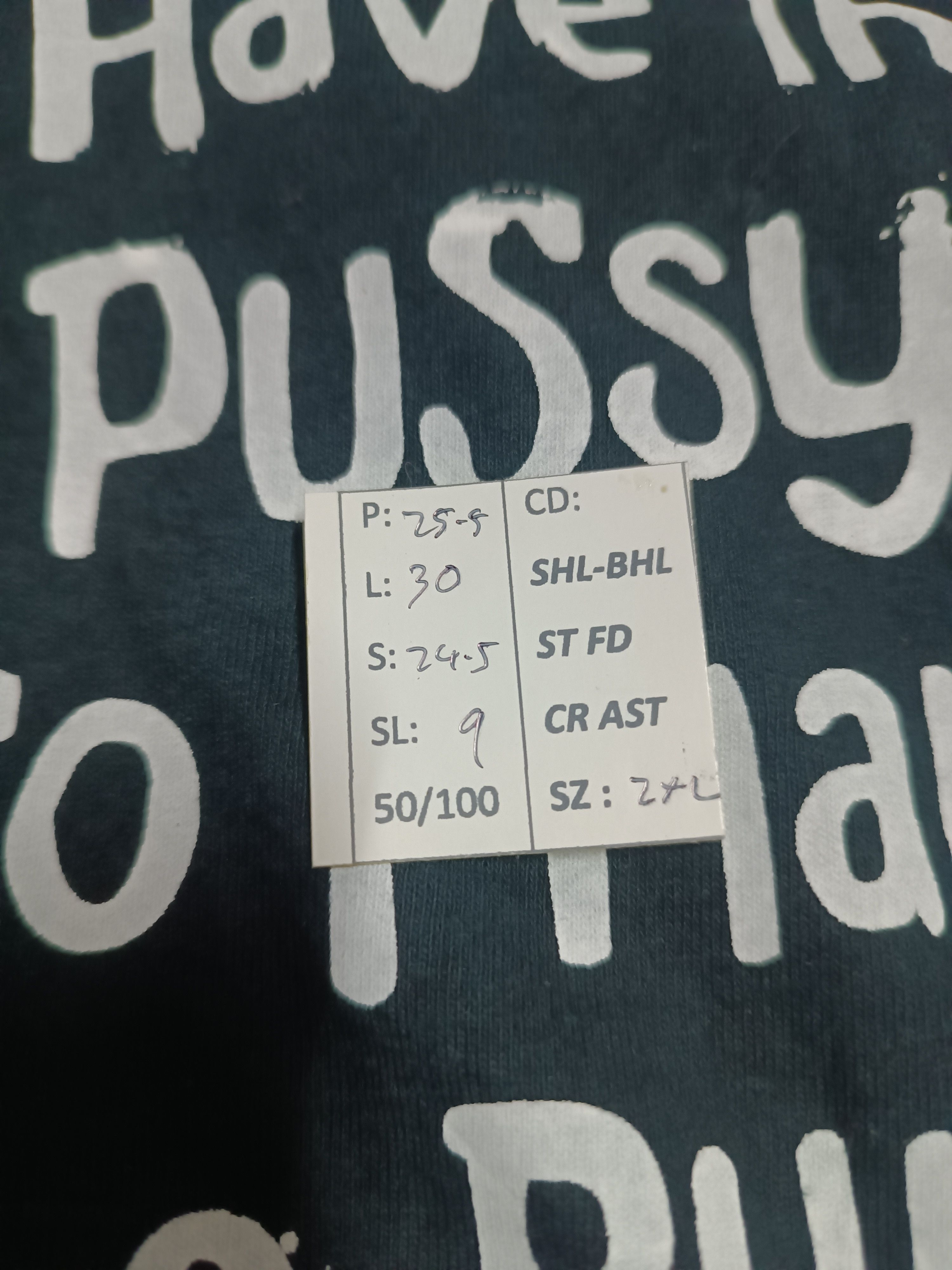 Vintage VINTAGE PUSSY RIOT FEMINIST PUNK PROTEST LGBT GRUNGE TEE Size US XXL / EU 58 / 5 - 17 Thumbnail