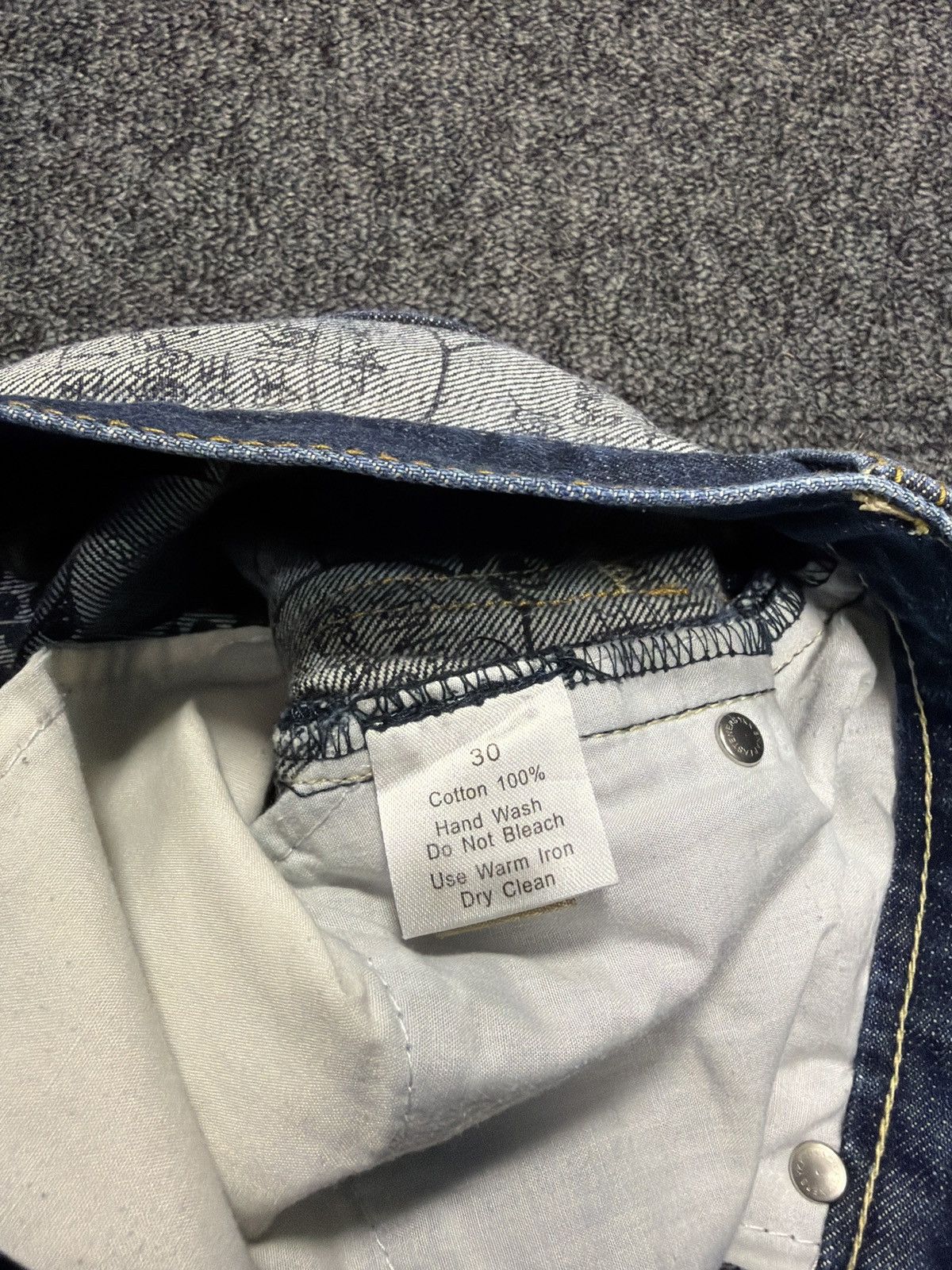 Stussy Vintage 2000s Stussy Rough Rugged Denim Comic Jeans Waist 31 Size US 31 - 11 Thumbnail
