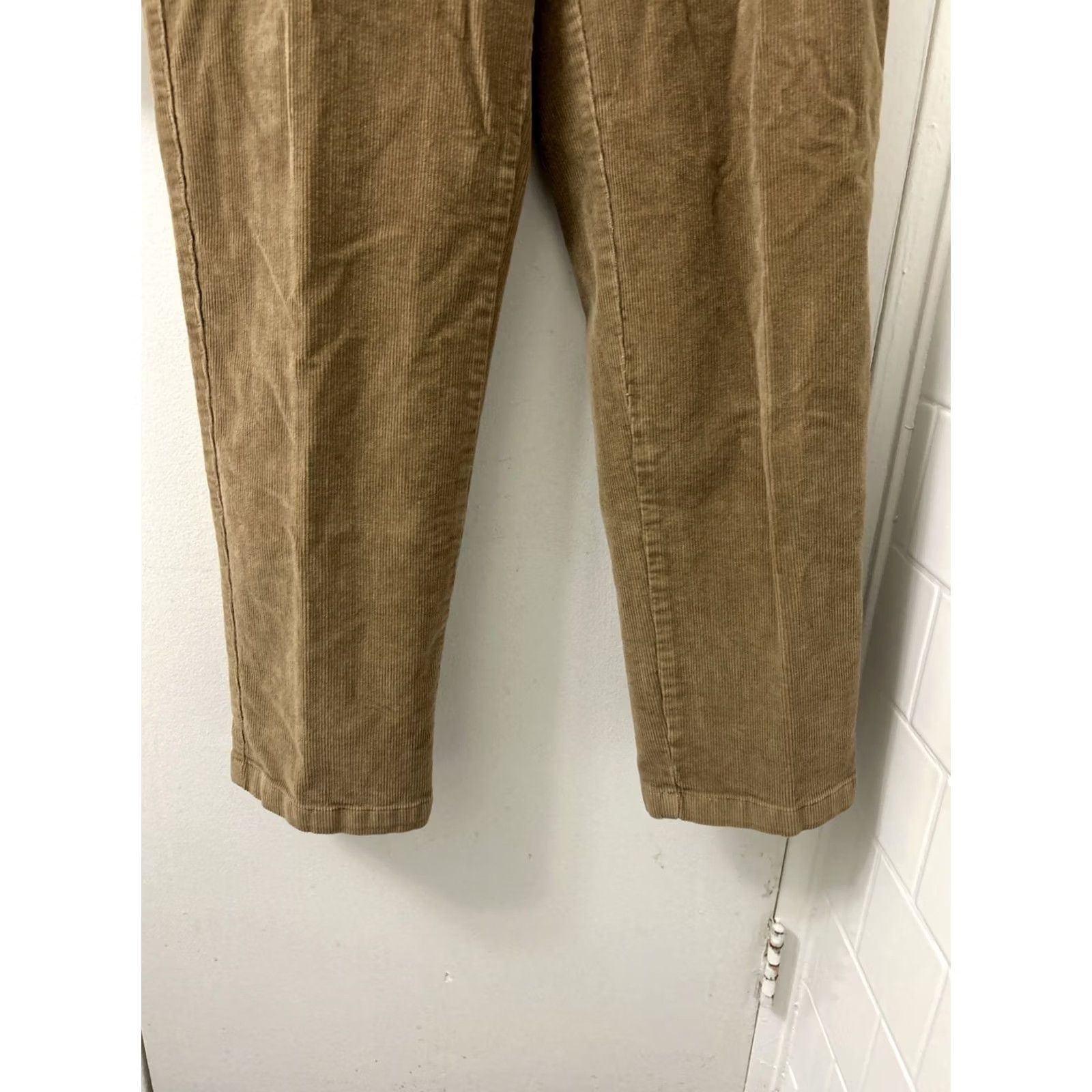 Vintage LL Bean Corduroy Pants Womens Sz 10 30x30 Brown YKK Pockets Trousers Khakis Regular Solid 90s City Preppy Mens Womens Girls Boys Size 32" / US 10 / IT 46 - 3 Thumbnail