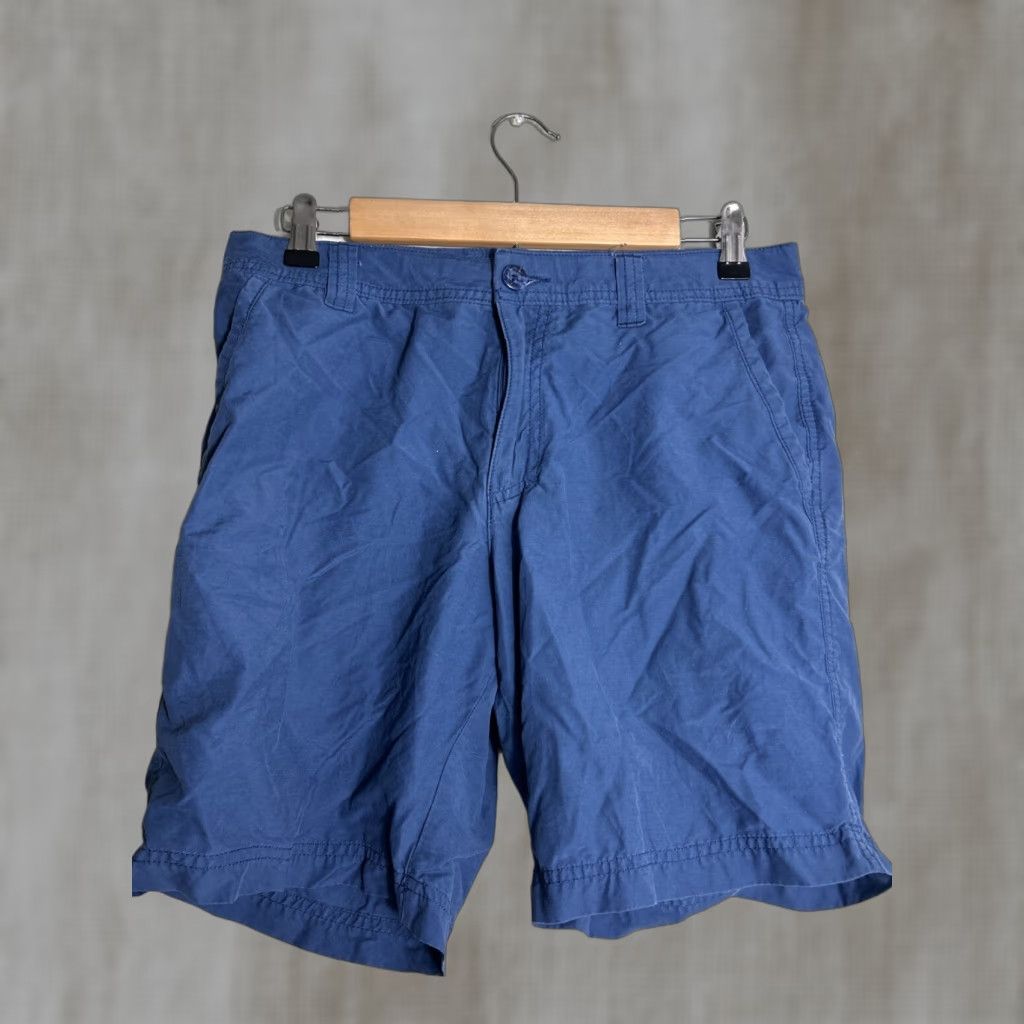 Vintage Columbia Birch Forest II Shorts Men 30x8 Blue Chino Casual Cotton Blend Hiking Golf XM0919 Size US 30 / EU 46 - 1 Thumbnail