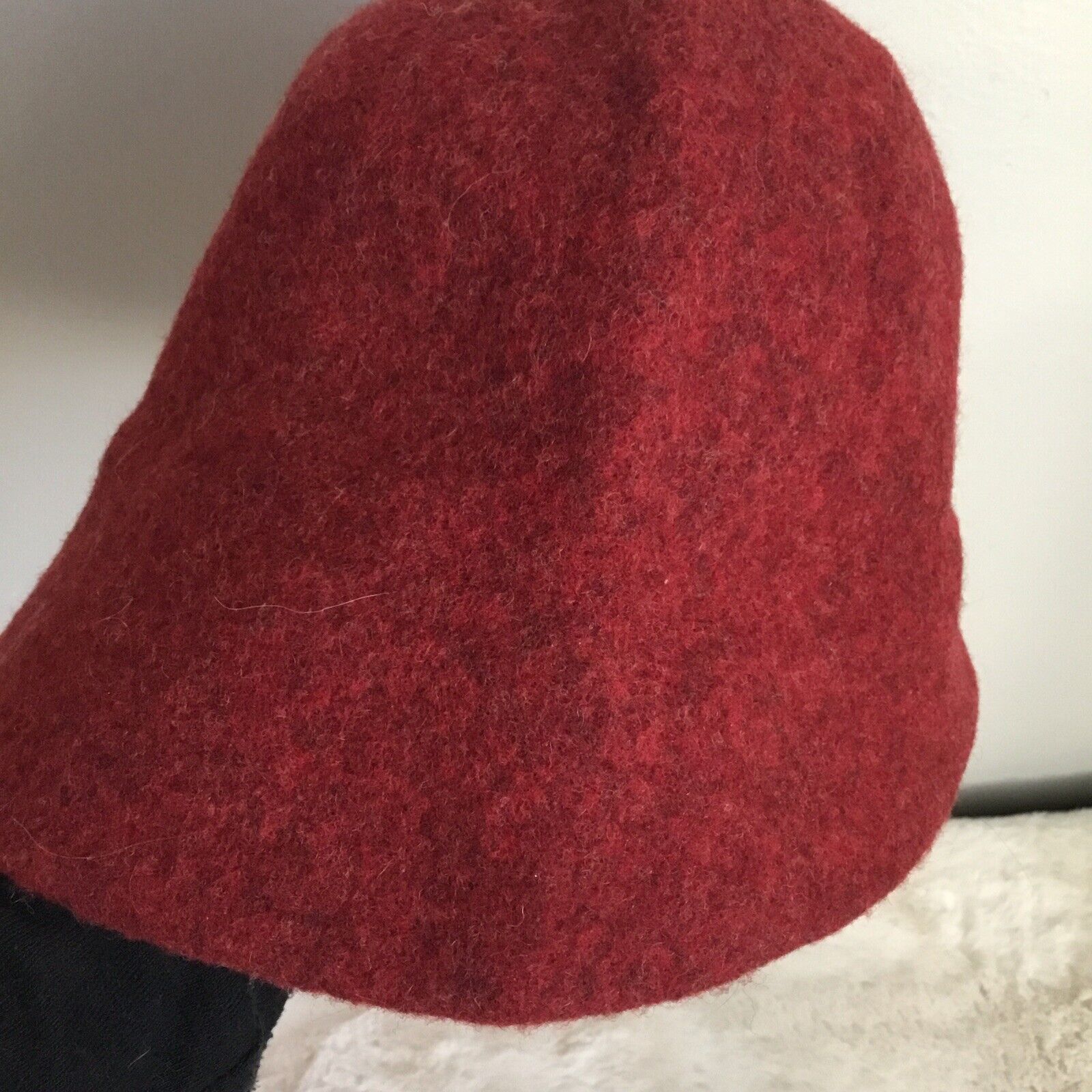 (di)vision 100% Wool Hat Stunning Red bowler bucket Hat Derby Church Size ONE SIZE - 2 Thumbnail