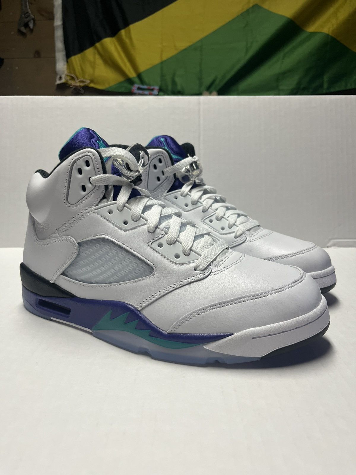 Jordan Brand Jordan 5 “Grape” Size US 9.5 / EU 42-43 - 1 Thumbnail