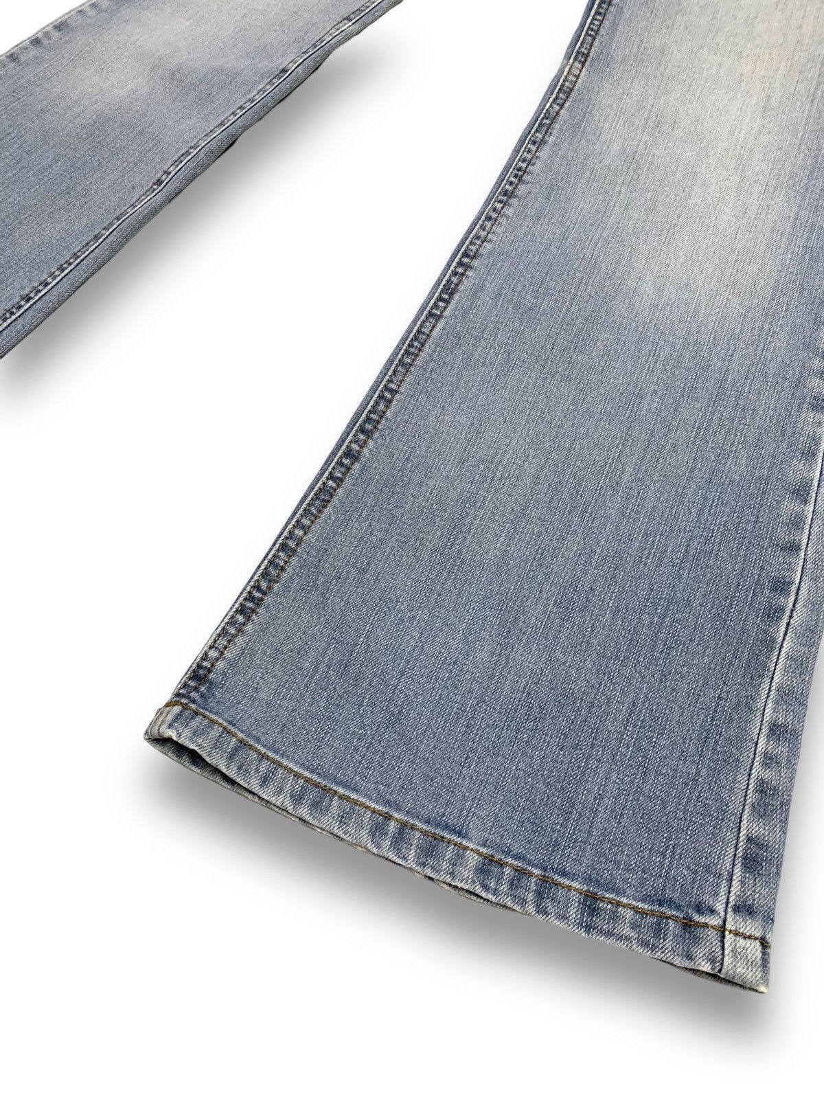 Japanese Brand Vintage Japanese Brand Blue Wash Flare Wide Leg Jeans Size 26" / US 2 / IT 38 - 9 Thumbnail