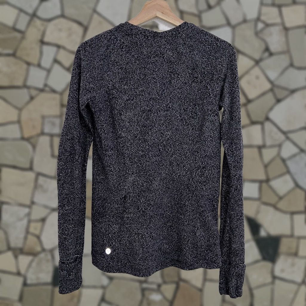 Lululemon Lululemon Runderful Half Zip Pullover Shirt 10 Long Sleeve Womens Size L / US 10 / IT 46 - 1 Thumbnail