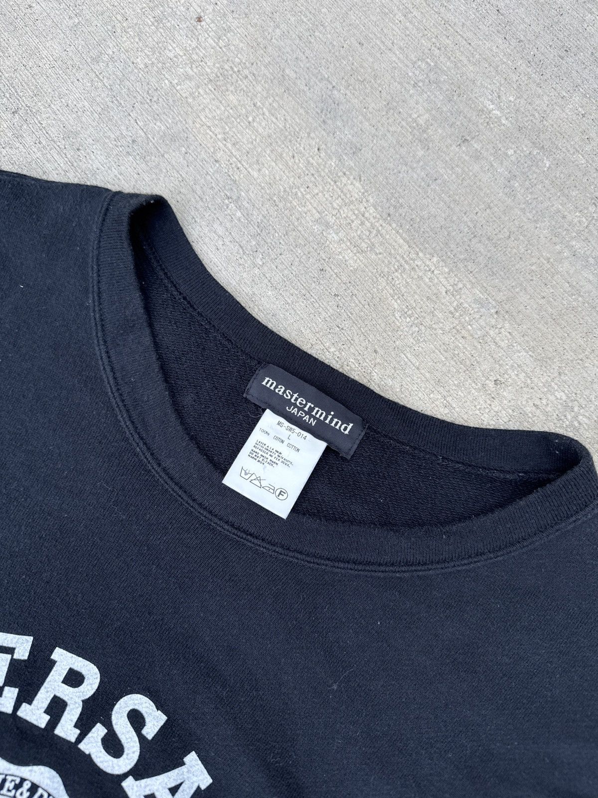 Mastermind Japan rare mastermind japan skull short sleeve sweater tee hybrid Size US L / EU 52-54 / 3 - 4 Thumbnail