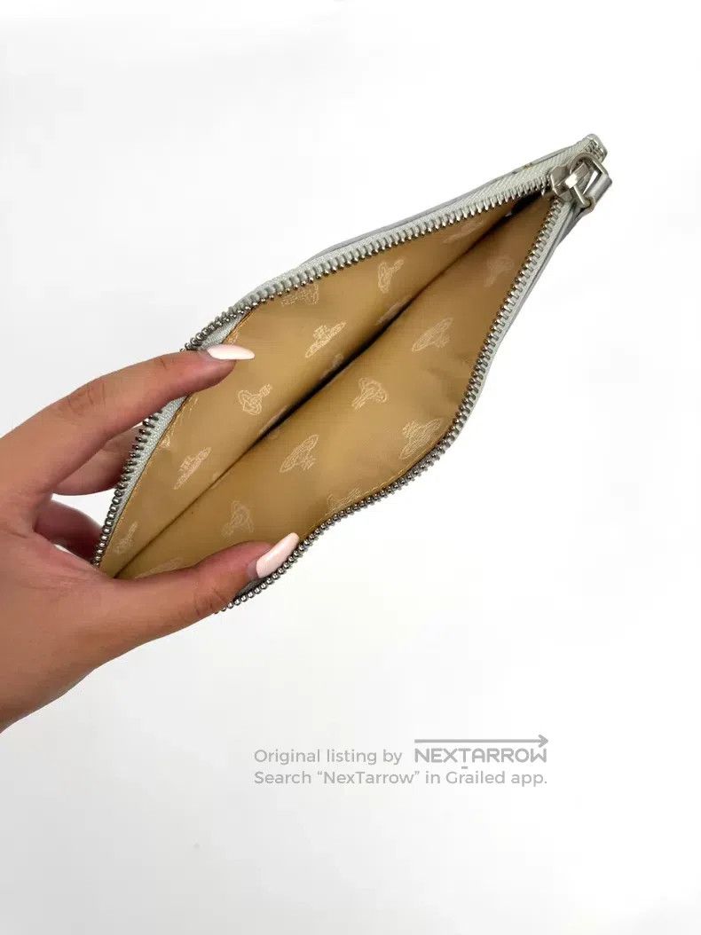 Vivienne Westwood Vivienne Westwood size OS Silver Saturn Clutch/Change Purse Size ONE SIZE - 6 Thumbnail