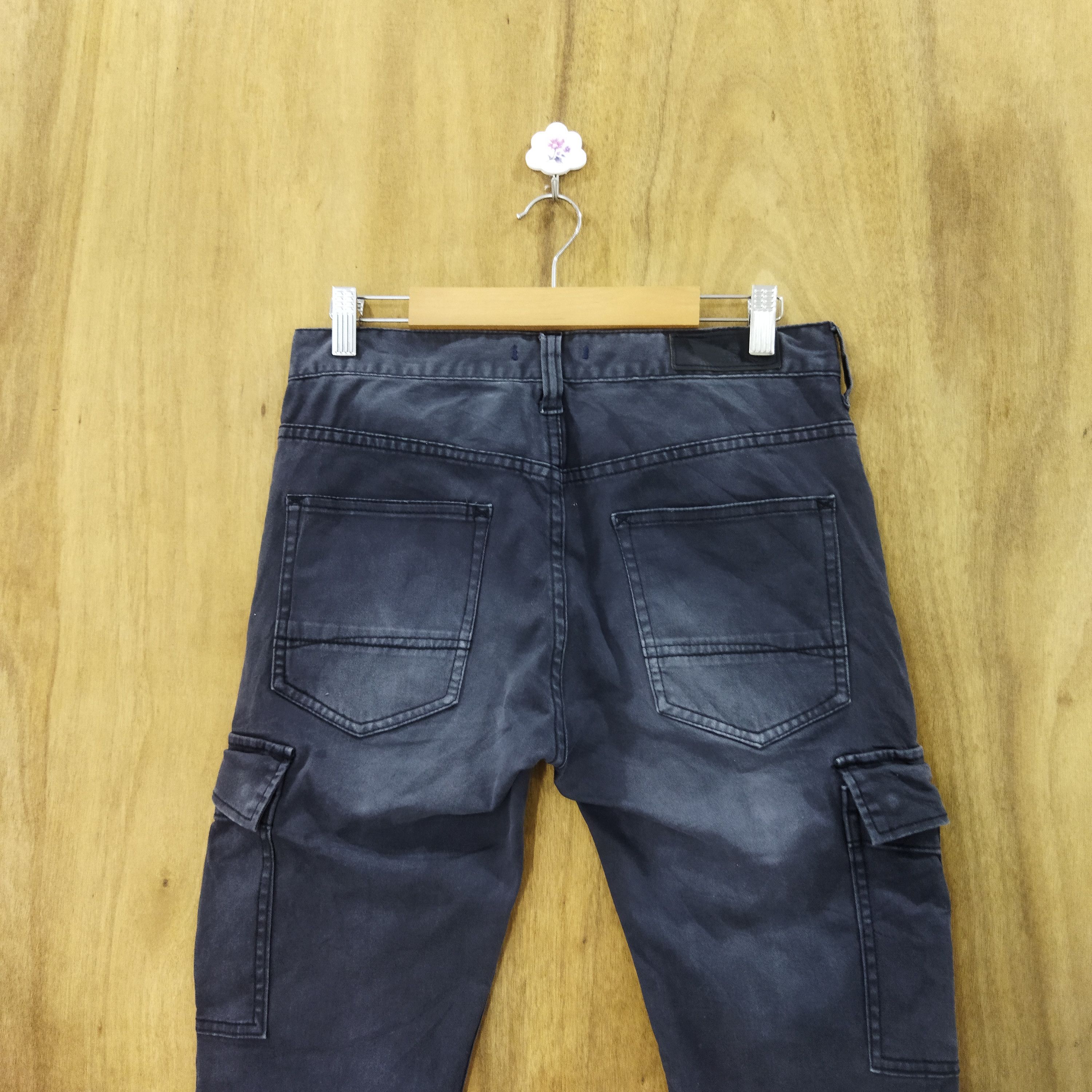 Japanese Brand BAYFLOW BLACK SKINNY CARGO PANTS Size US 28 / EU 44 - 8 Thumbnail
