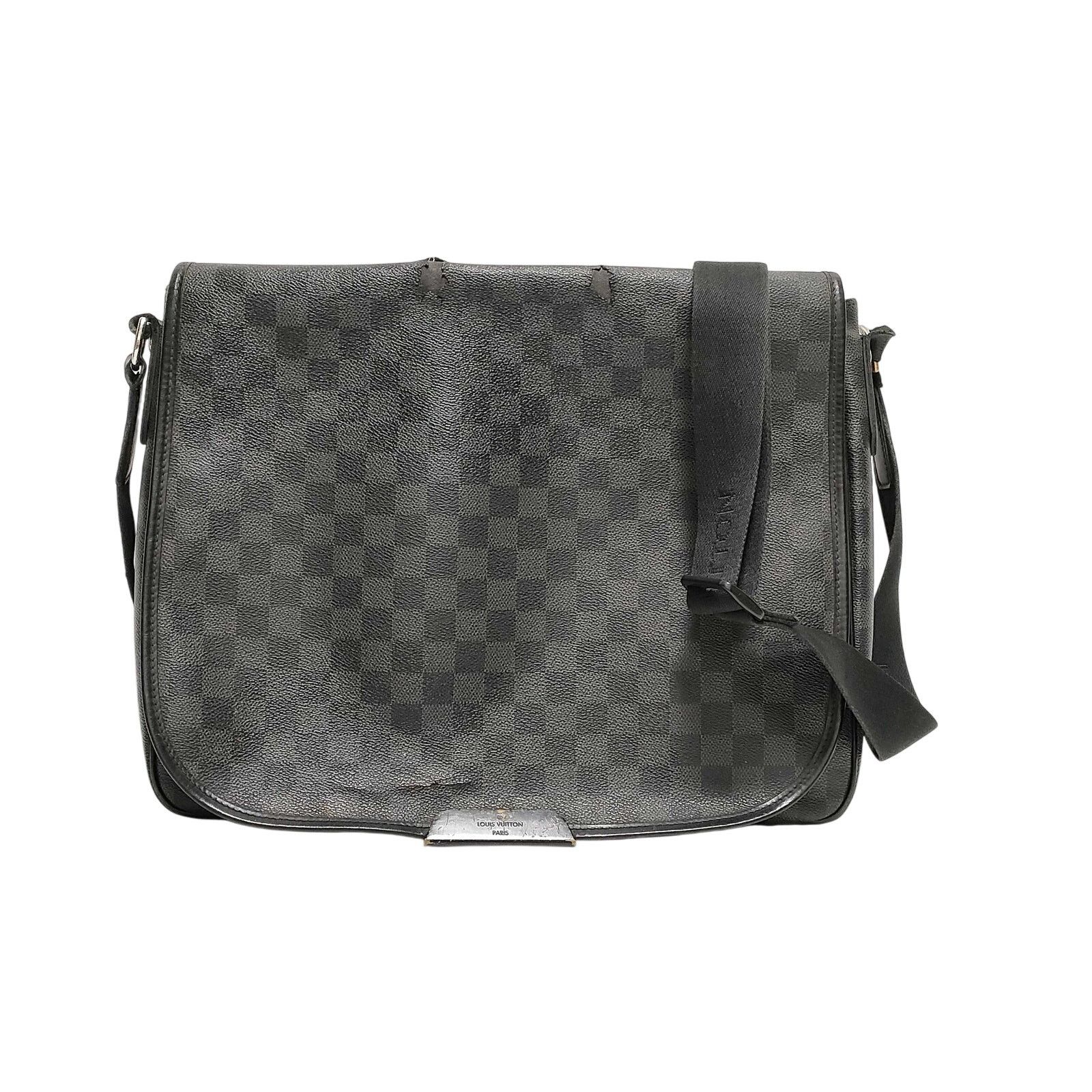 Louis Vuitton LOUIS VUITTON Damier Graphite Daniel MM Messenger Bag N58033 Size ONE SIZE - 1 Thumbnail