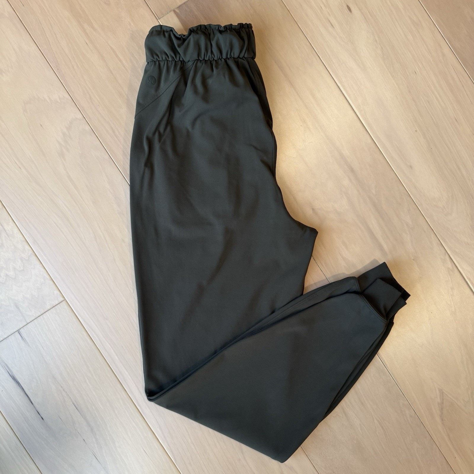 Lululemon Lululemon Stretch High Rise Jogger Women's 4 Green Size 27" / US 4 / IT 40 - 2 Thumbnail