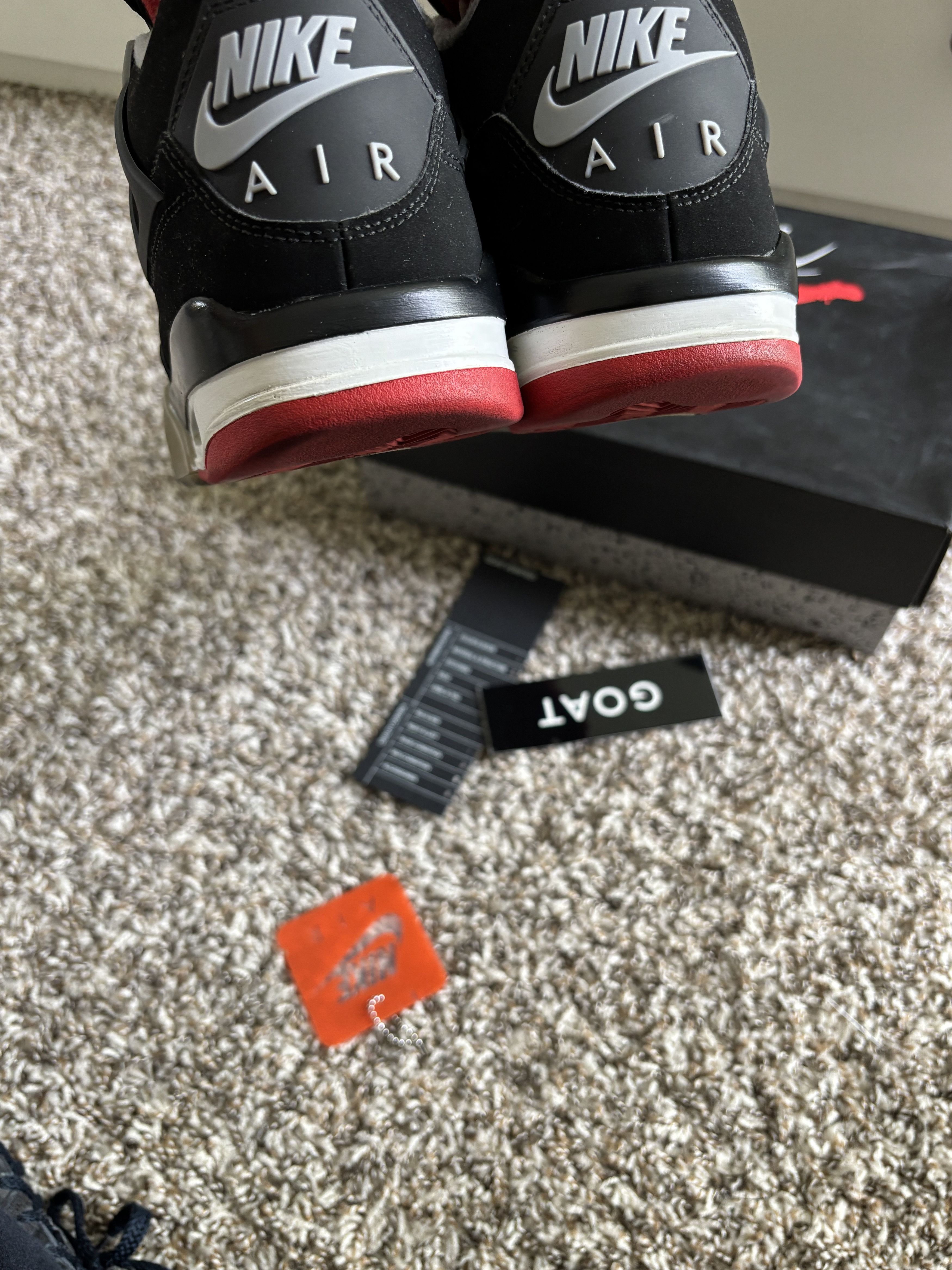 Jordan Brand Nike Air Jordan 4 Bred 2019 Size 8 Size US 8 / EU 41 - 11 Thumbnail