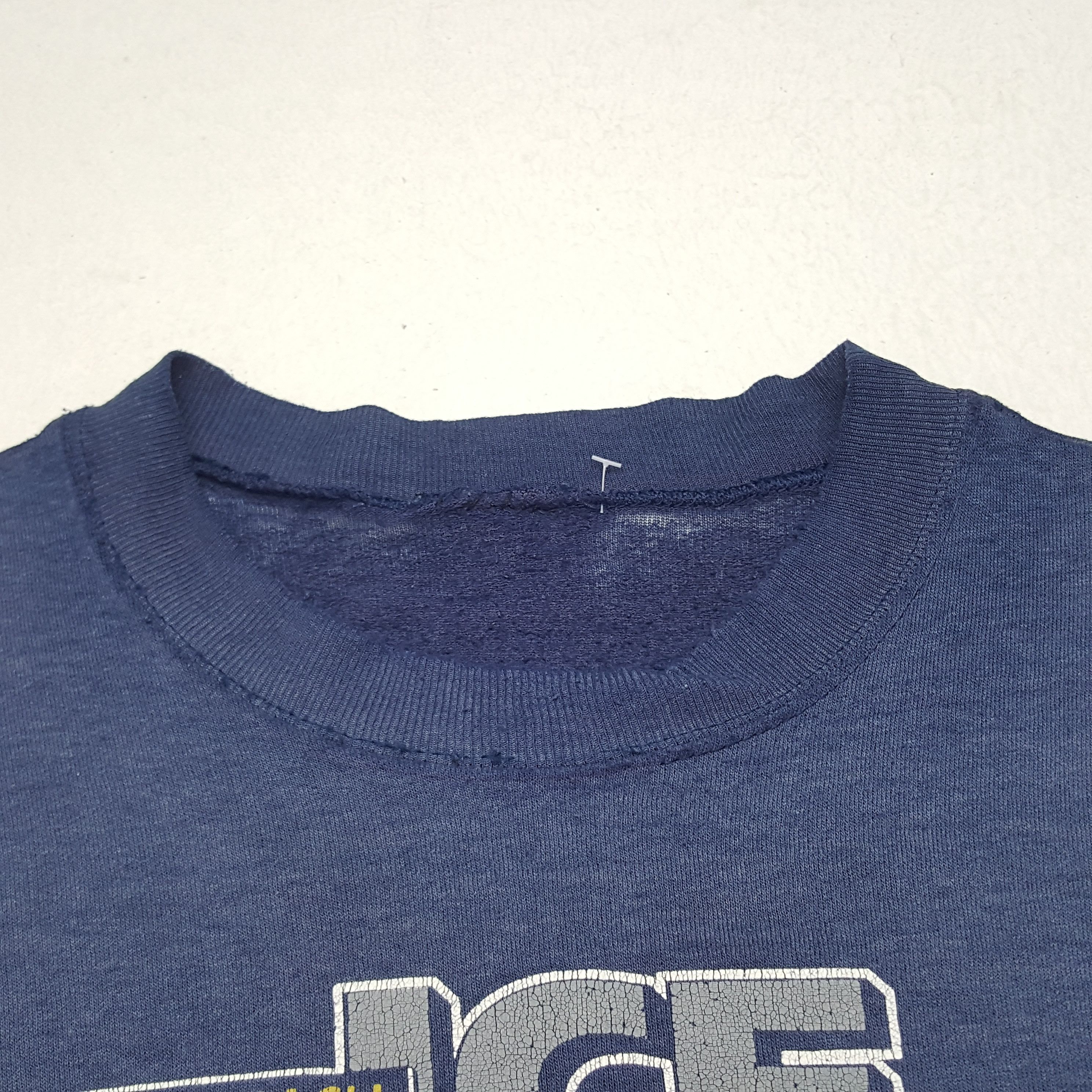 Vintage Vintage Ice Dogs Sweatshirt Size US L / EU 52-54 / 3 - 5 Thumbnail
