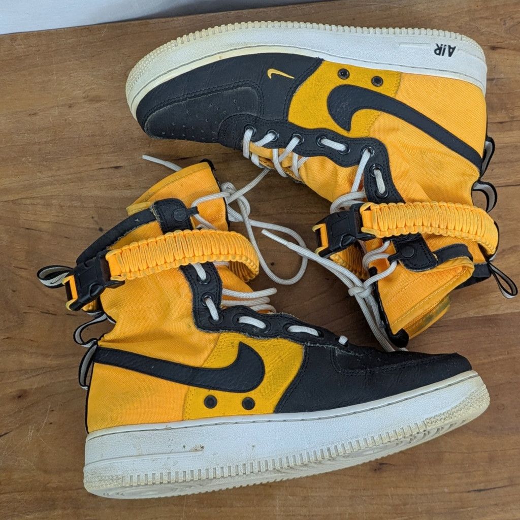 Nike Nike SF Air Force 1 Orange and Black Sneakers US Men's 8 Size US 8 / EU 41 - 5 Thumbnail
