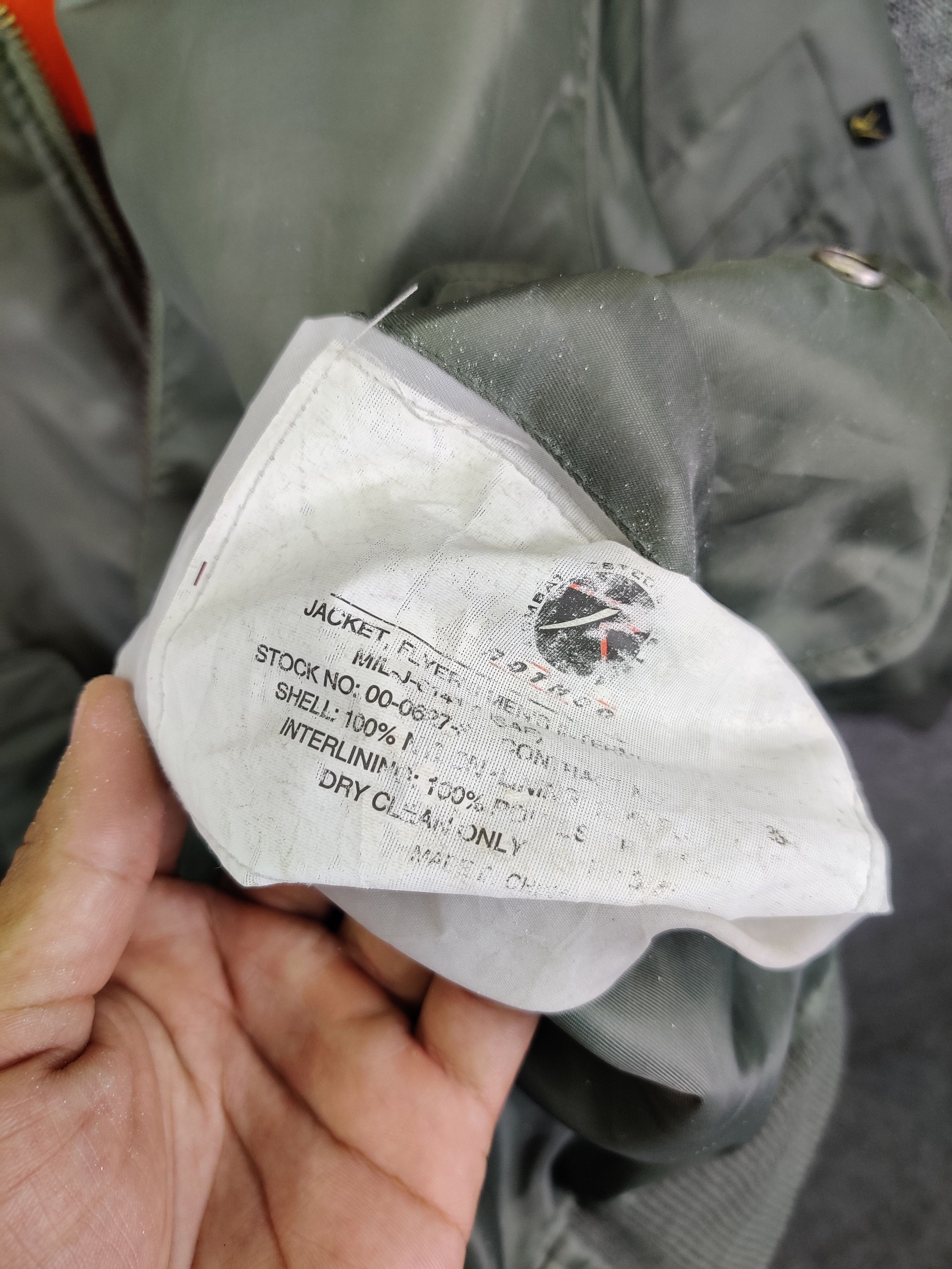 Japanese Brand Vintage Rothco Military MA-1 Flight Bomber Jacket Size US L / EU 52-54 / 3 - 12 Thumbnail