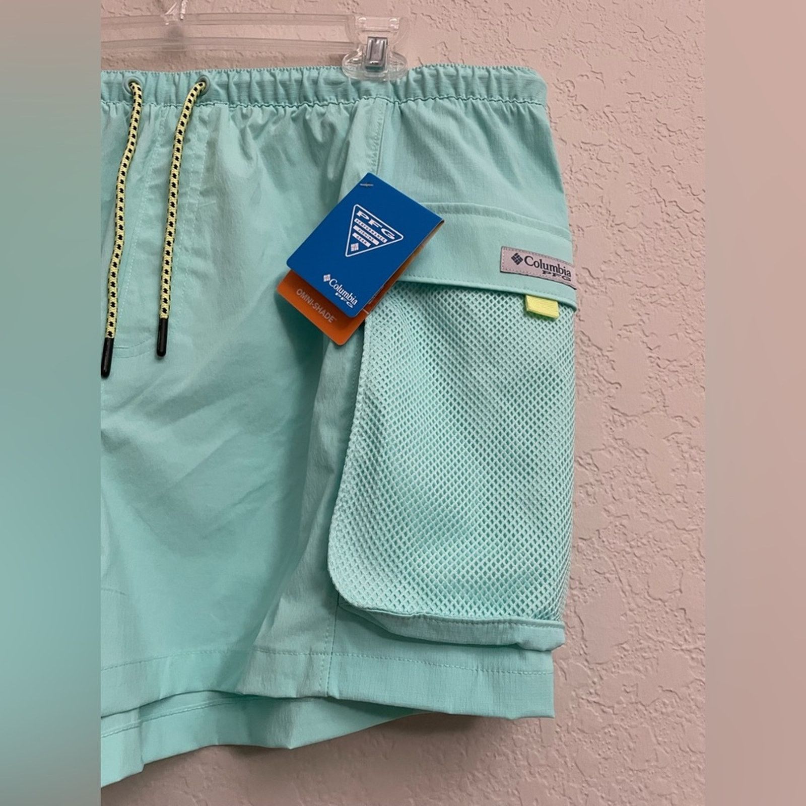 Columbia Columbia PFG Open Water Shorts 3” Omni-Shade UPF50 Womens XL Size 40" / US 18 - 2 Thumbnail