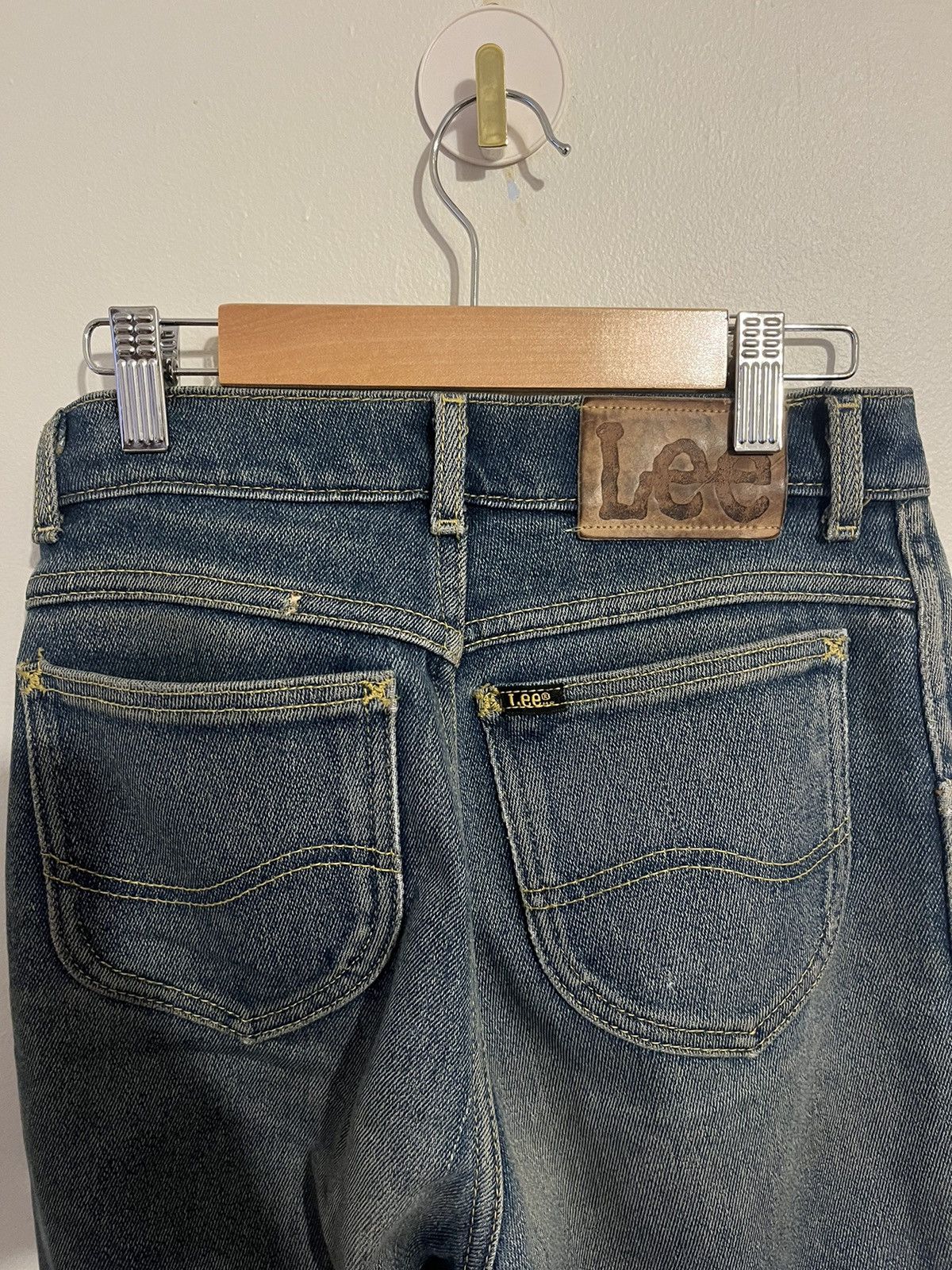 Japanese Brand × Lee Vintage 1960s Lee Jeans Distressed Women’s Size 25" / US 0 / IT 36 - 6 Thumbnail