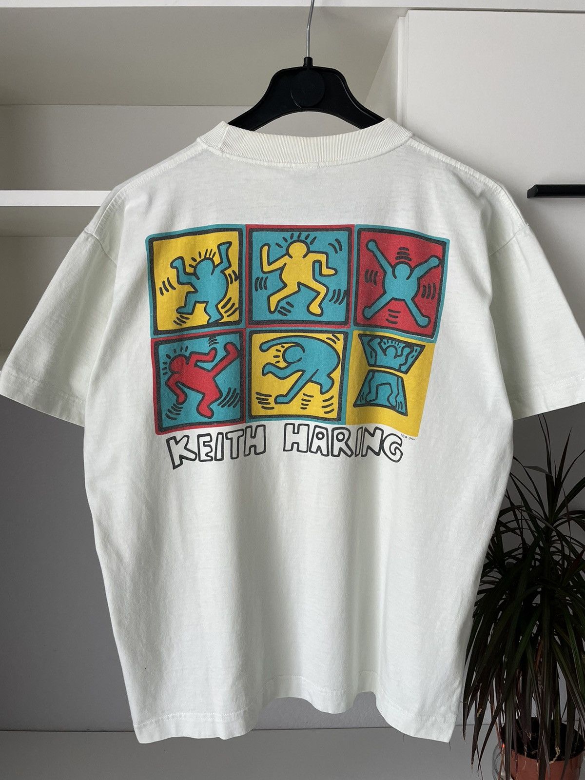 Keith Haring × Vintage Vintage Keith Haring T-Shirt Art Figures In Motion 90s Rare Size US L / EU 52-54 / 3 - 3 Thumbnail