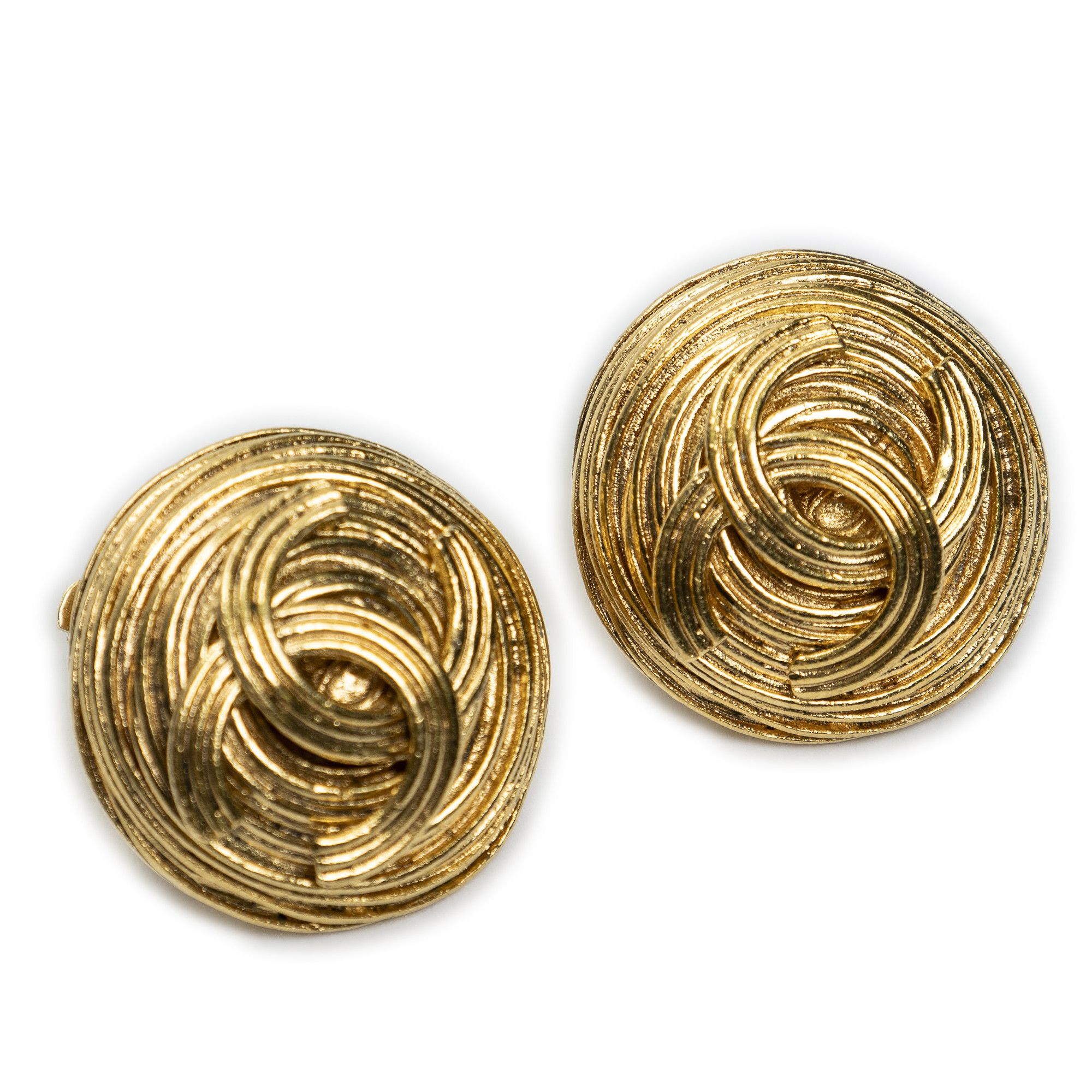 Chanel CC Round Clip On Earrings Size ONE SIZE - 1 Thumbnail