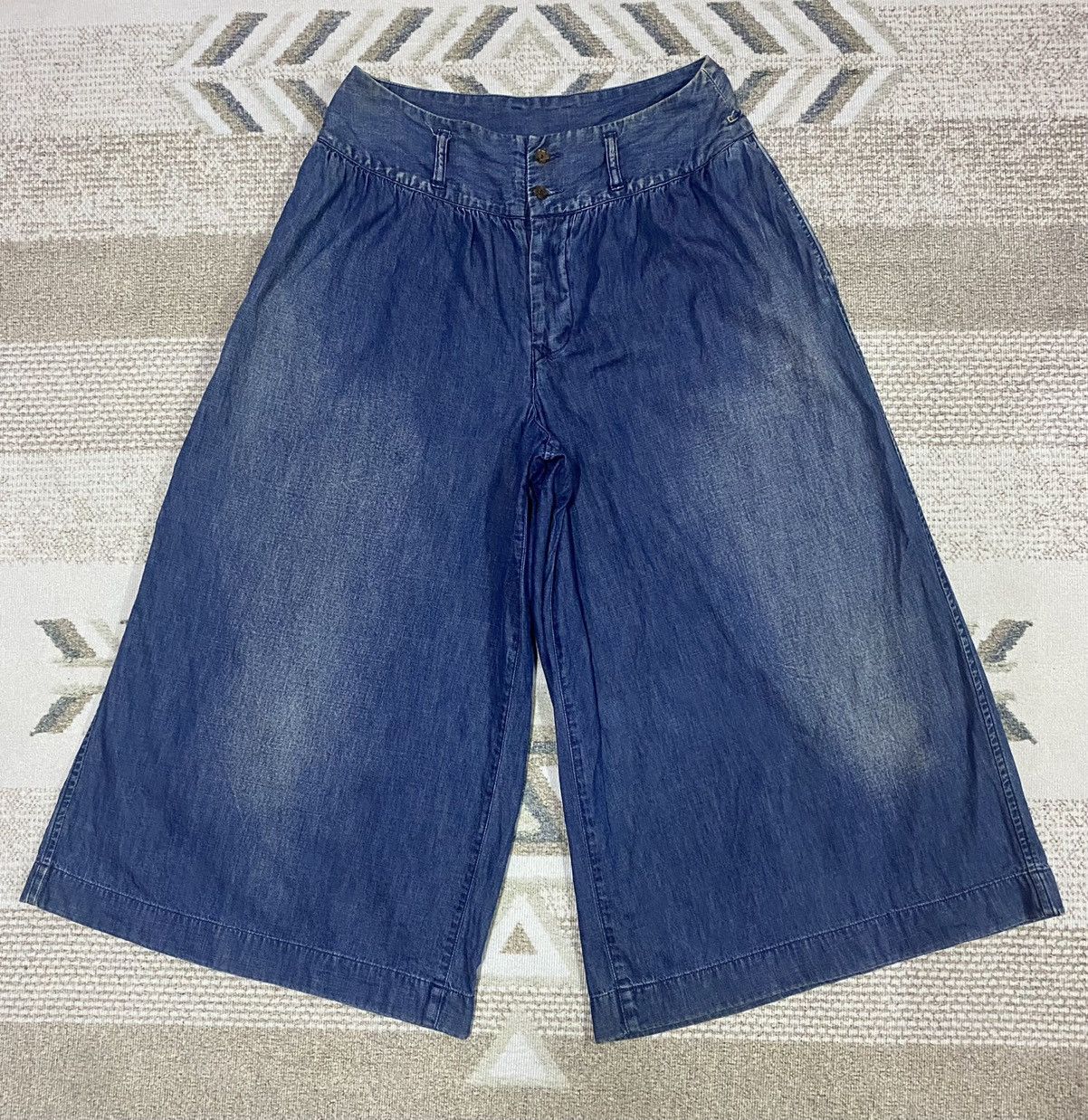 image of 45Rpm x R 45 Rpm Wide Leg Cropped Pants in Blue, Women's (Size 30)