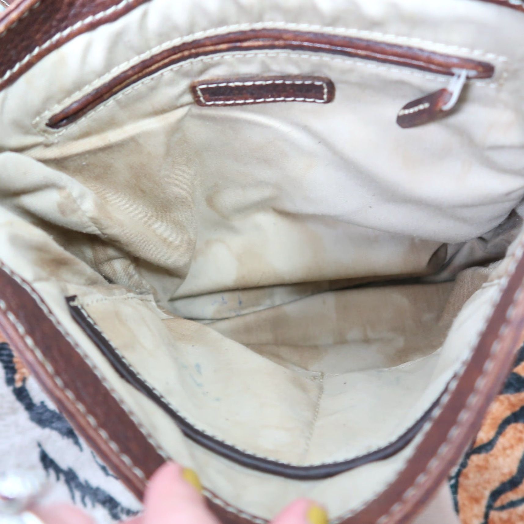 Marc O'Polo Marc O'Polo Crossbody Bag Women's Brown Leather Medium Distressed Purse Bag Size ONE SIZE - 4 Thumbnail