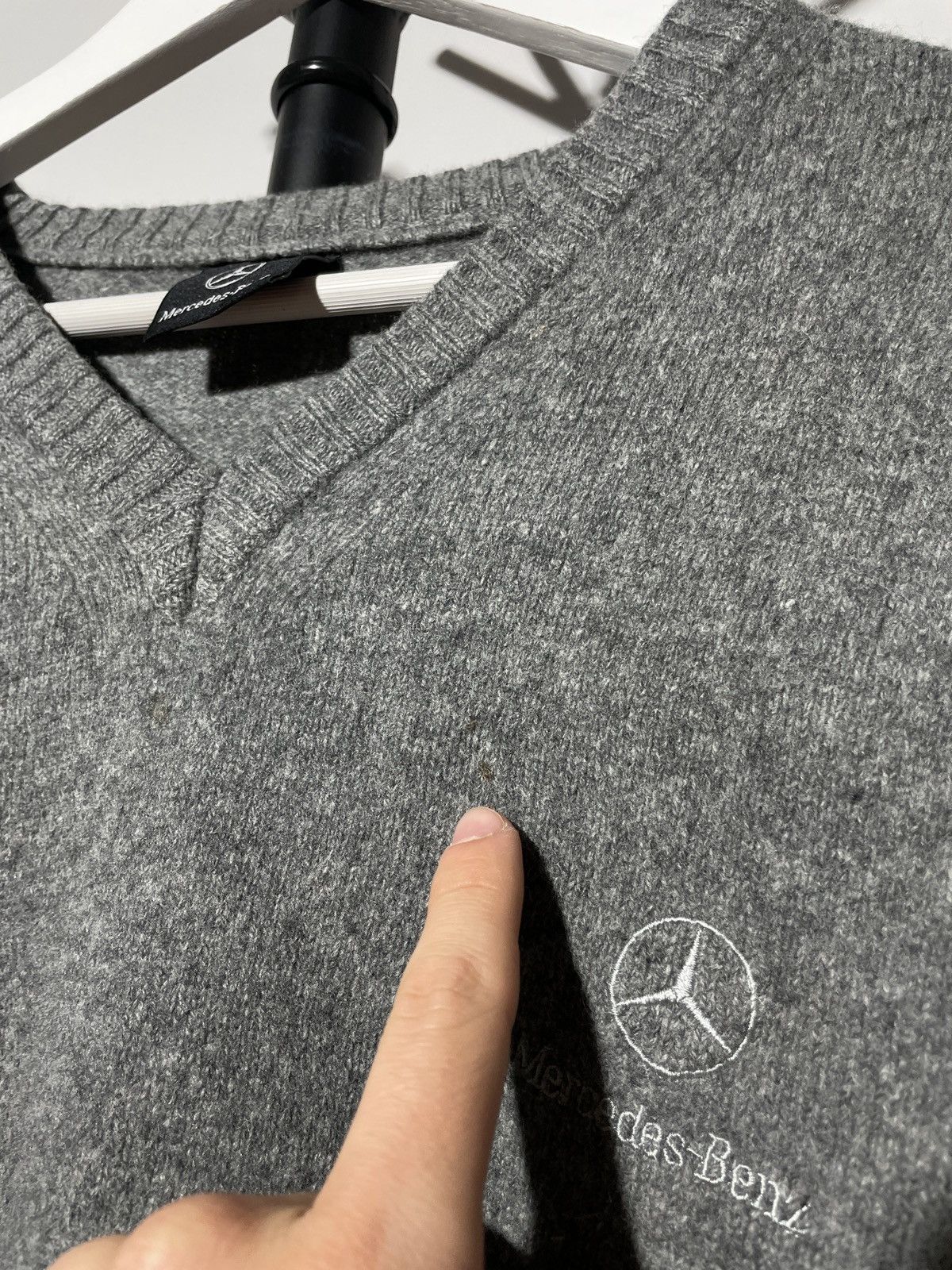Mercedes-Benz × Vintage Vintage Mercedes Benz Wool V-Neck Sweater Size US M / EU 48-50 / 2 - 8 Thumbnail