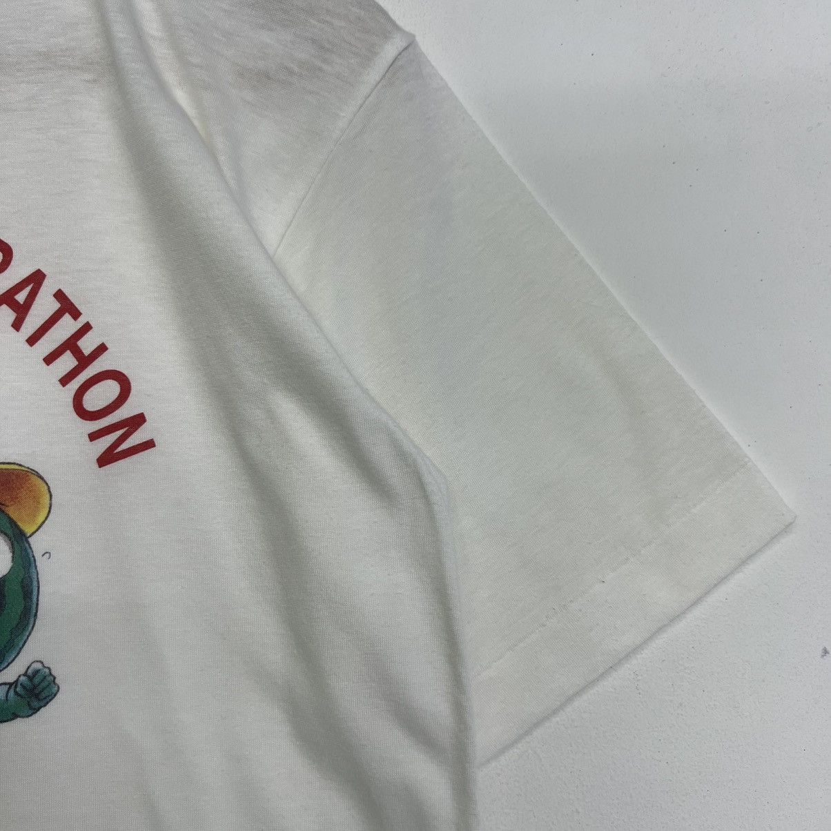 Anime DETECTIVE CONAN ANIME X SUIKA NAGAIMO MARATHON VTG TEE Size US L / EU 52-54 / 3 - 4 Thumbnail