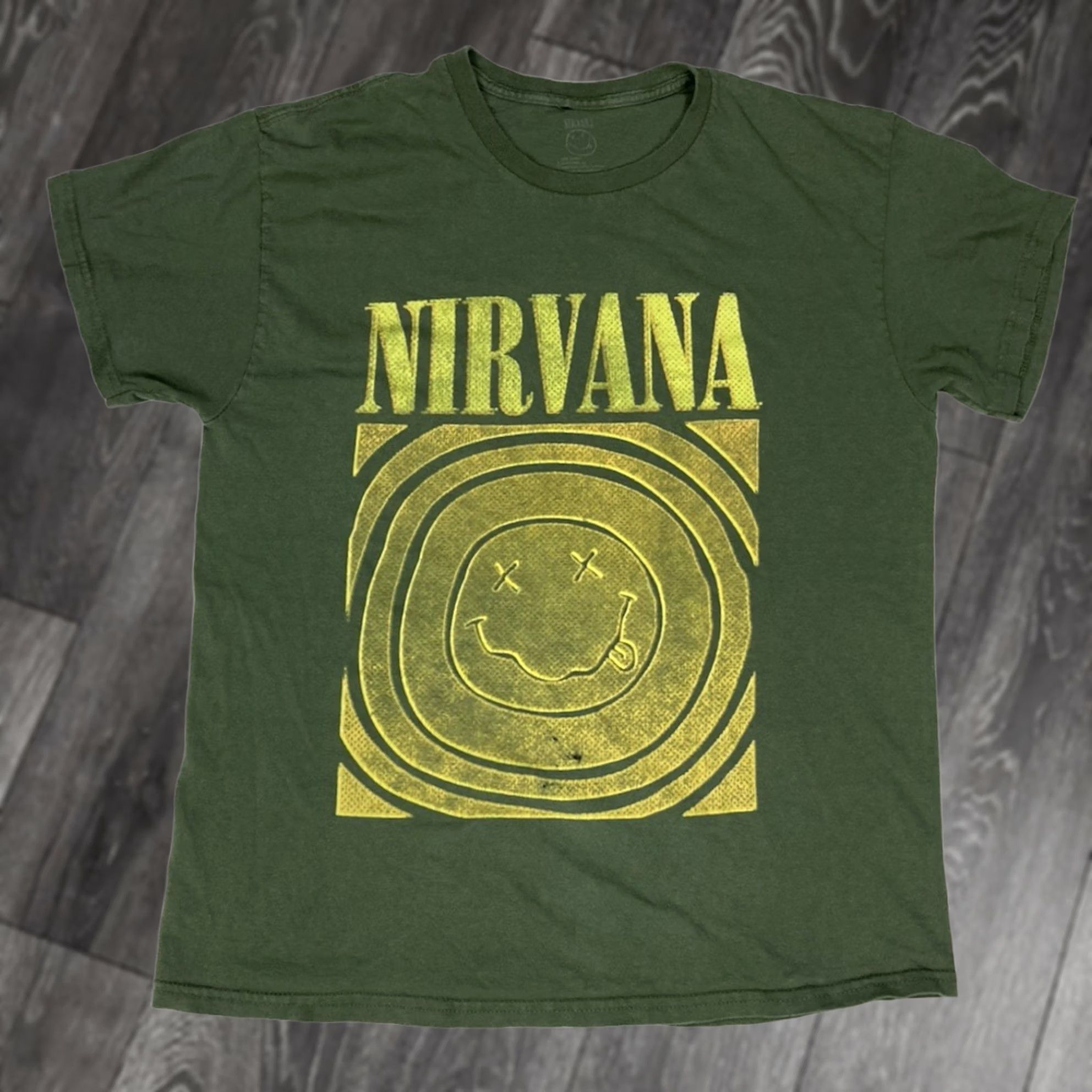 Logo 7 VINTAGE Nirvana Logo Graphic T-shirt Men Large Green Size US L / EU 52-54 / 3 - 1 Thumbnail