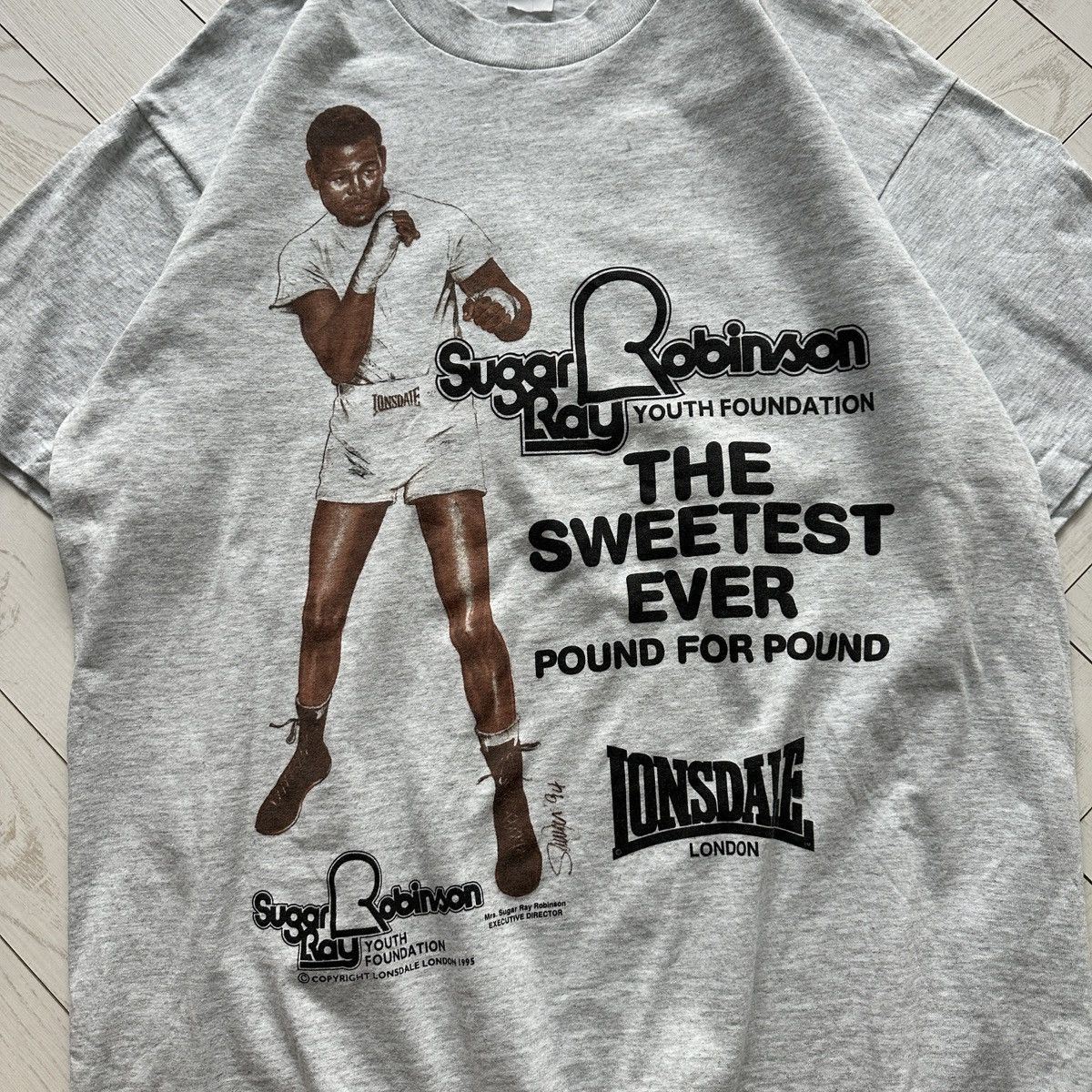 Lonsdale Vintage 90s Lonsdale Sugar Ray Robinson Boxer memorial tee Size US L / EU 52-54 / 3 - 5 Thumbnail