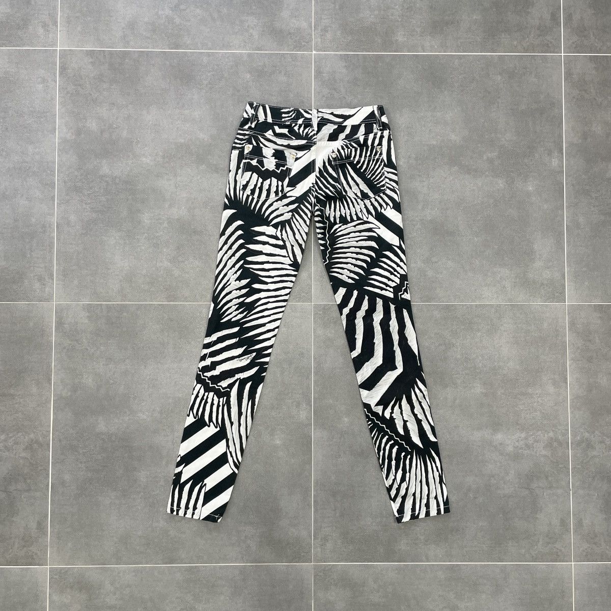 Just Cavalli Just Cavalli Women Skinny Leg Pants Size 25 Size 29" - 14 Thumbnail