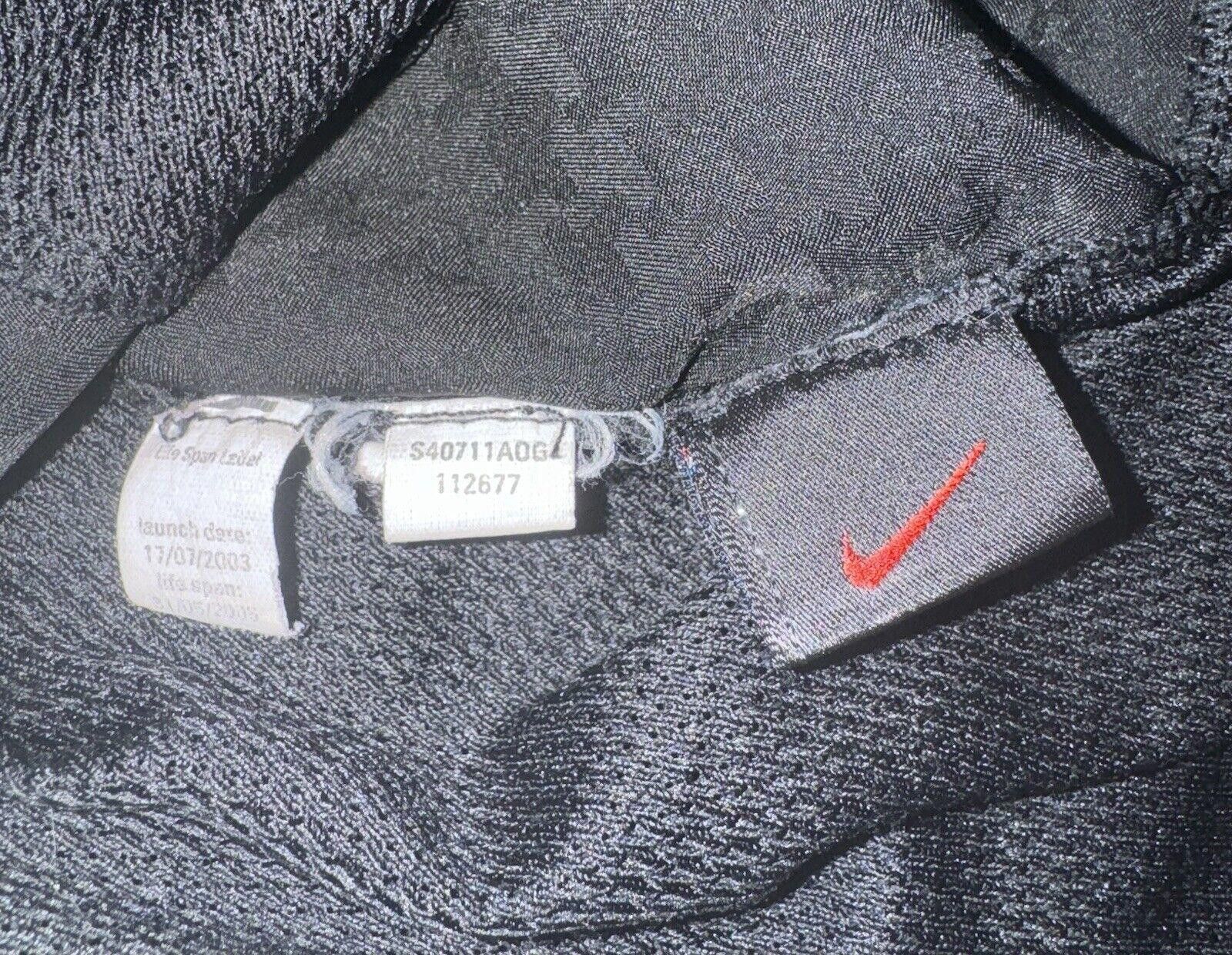 Nike Vintage Nike 2003 Manchester United FC Away Jersey Kit M Size ONE SIZE - 6 Thumbnail