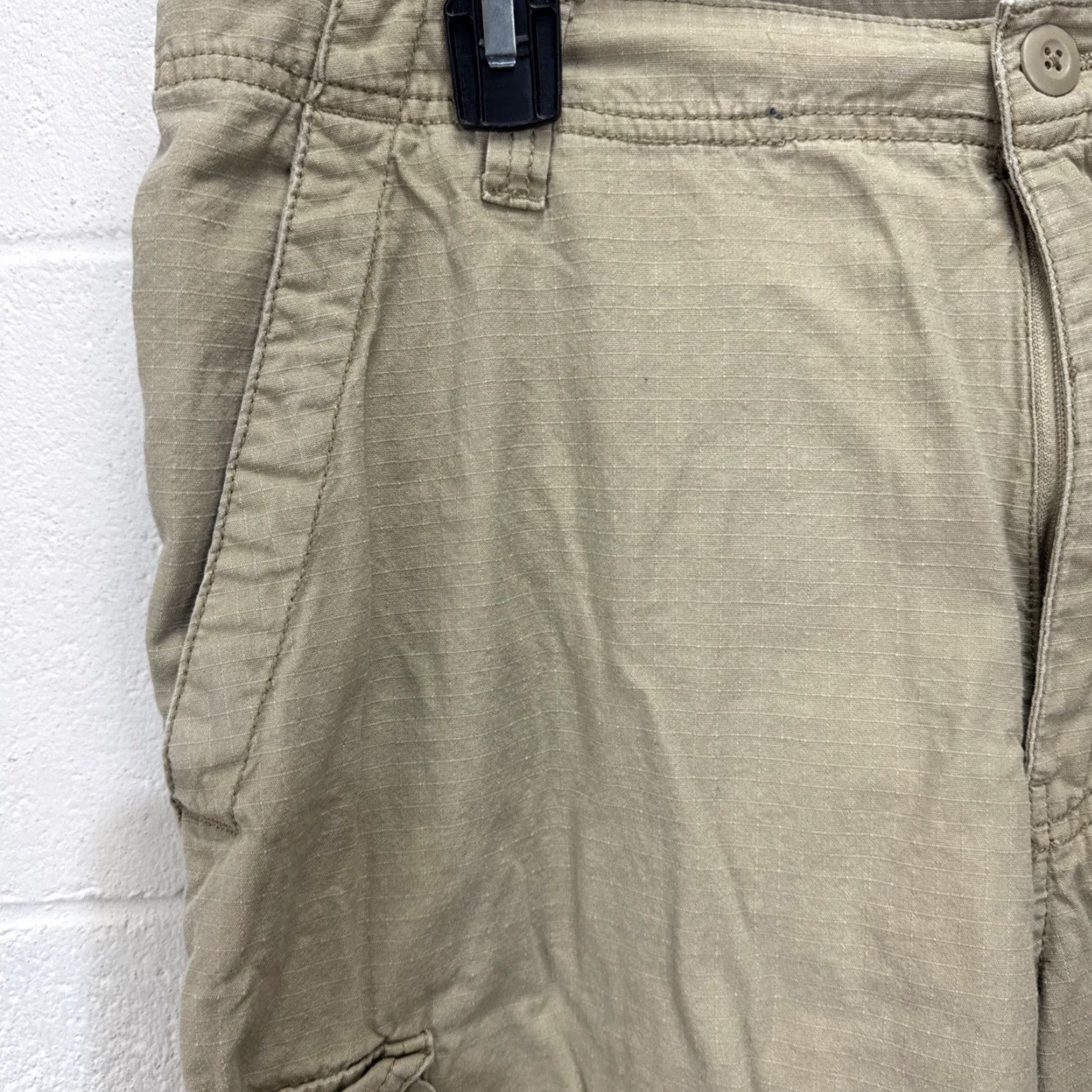 Vintage VINTAGE Wearfirst Mens Cargo Shorts Sz 34 Lightweight Microfiber Casual Outdoor Hiking Utility Beige Men Size US 34 / EU 50 - 2 Thumbnail