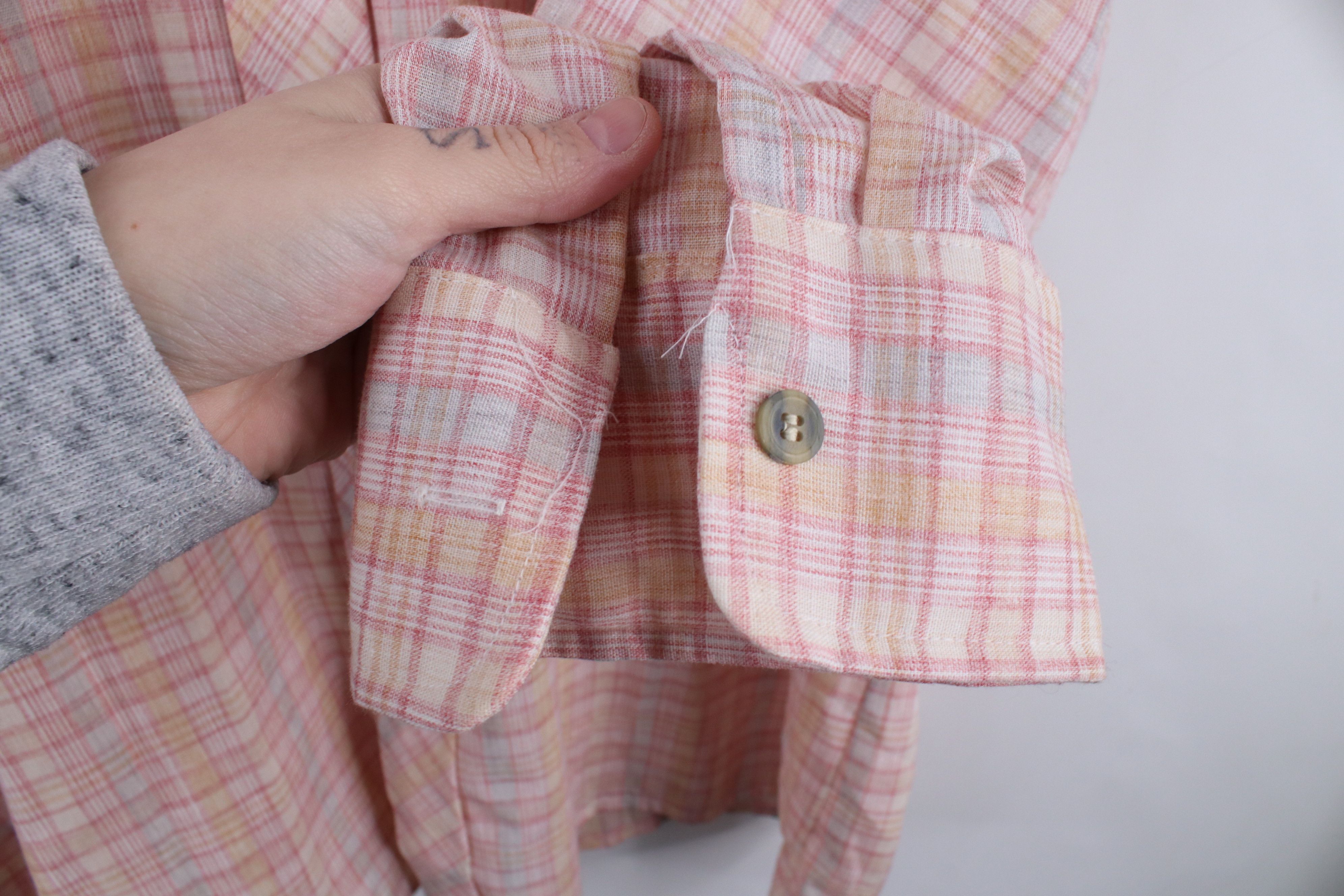 Vintage Vintage 70s Streetwear Pastel Plaid Collared Button Shirt Size US XL / EU 56 / 4 - 4 Thumbnail
