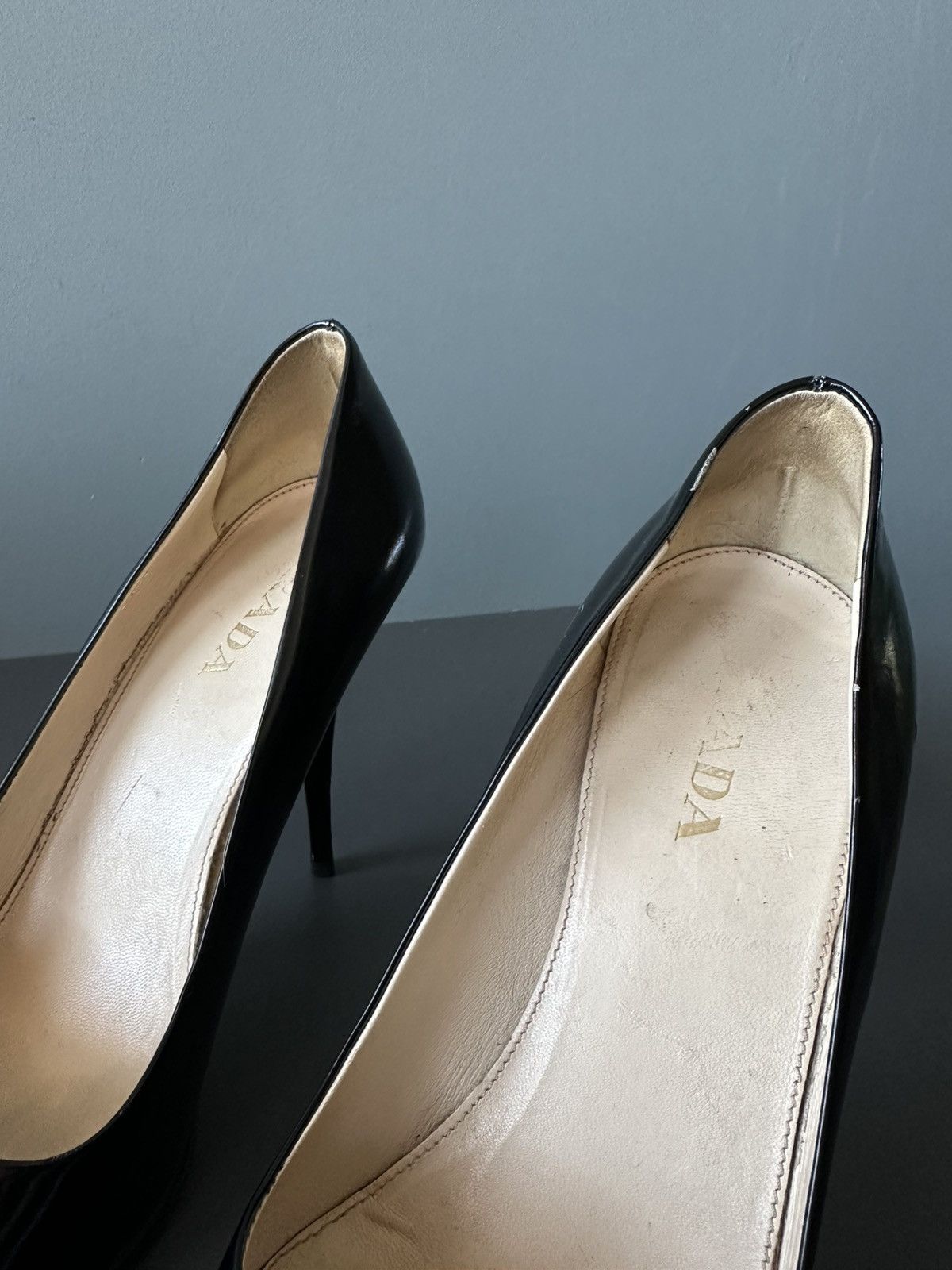 Prada Prada Milano Black Patent Leather Pumps Croc Cap Toe Heels Size US 8 / IT 38 - 5 Thumbnail