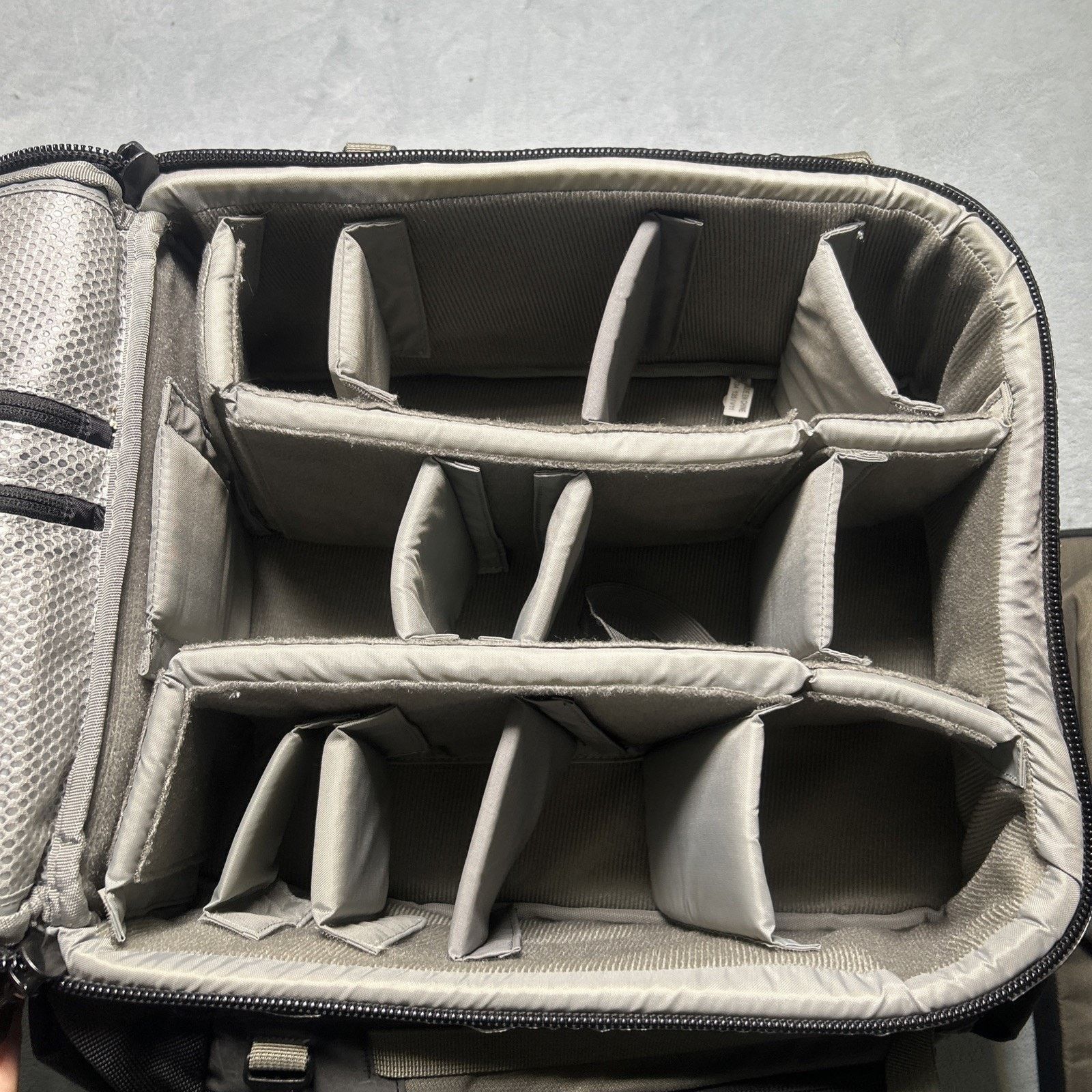 Lowepro Pro Trekker 300 AW SLR Camera Bag Backpack Hydration