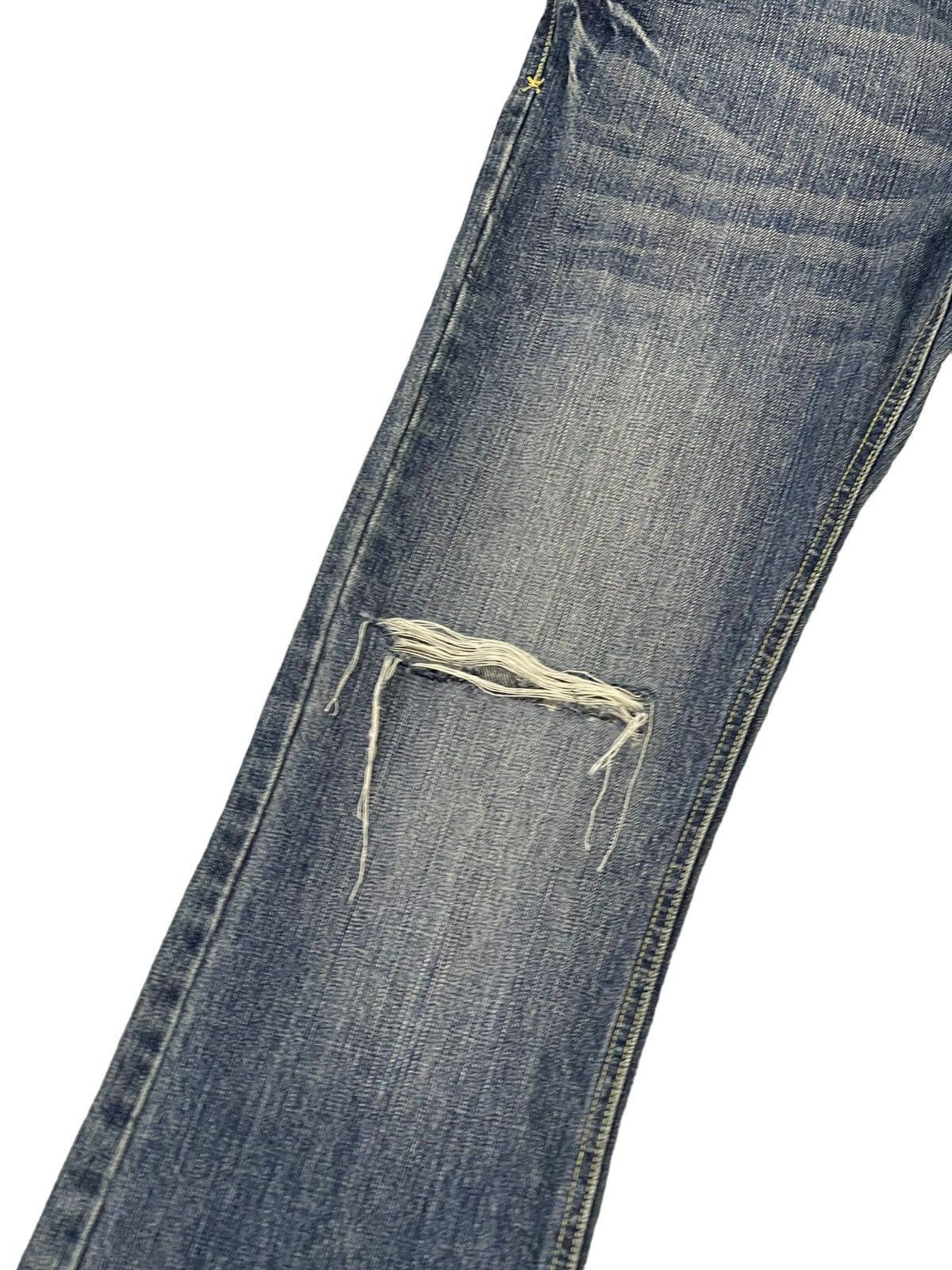 Japanese Brand Flare Jeans Kissmark Faded Distress Boot Cut 8🟦2 Size US 31 - 15 Thumbnail