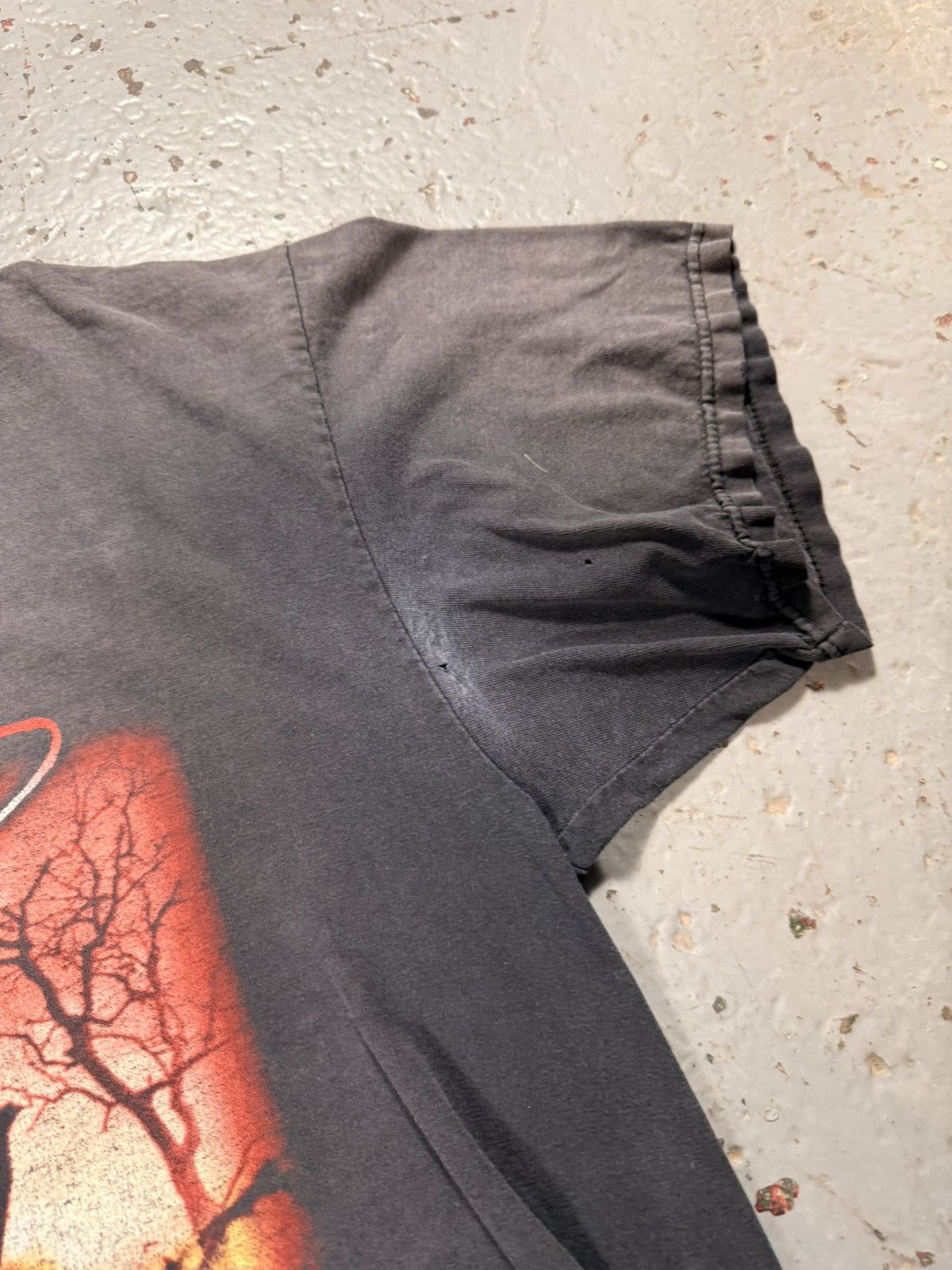 Pink Floyd Vintage Sun Faded Distressed Pink Floyd The Wall Ash Tee Size US XL / EU 56 / 4 - 7 Thumbnail