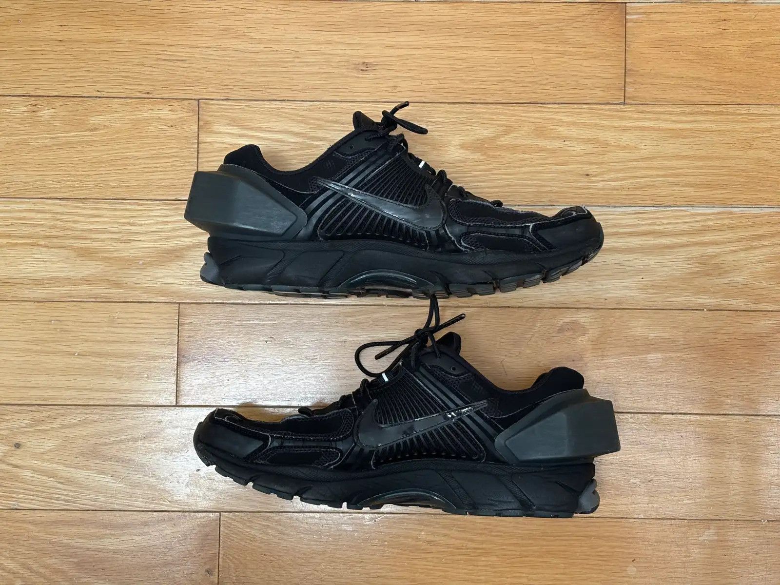 A-COLD-WALL* × Nike Nike x ACW Vomero 5 US10.5 Size US 10.5 / EU 43-44 - 3 Thumbnail