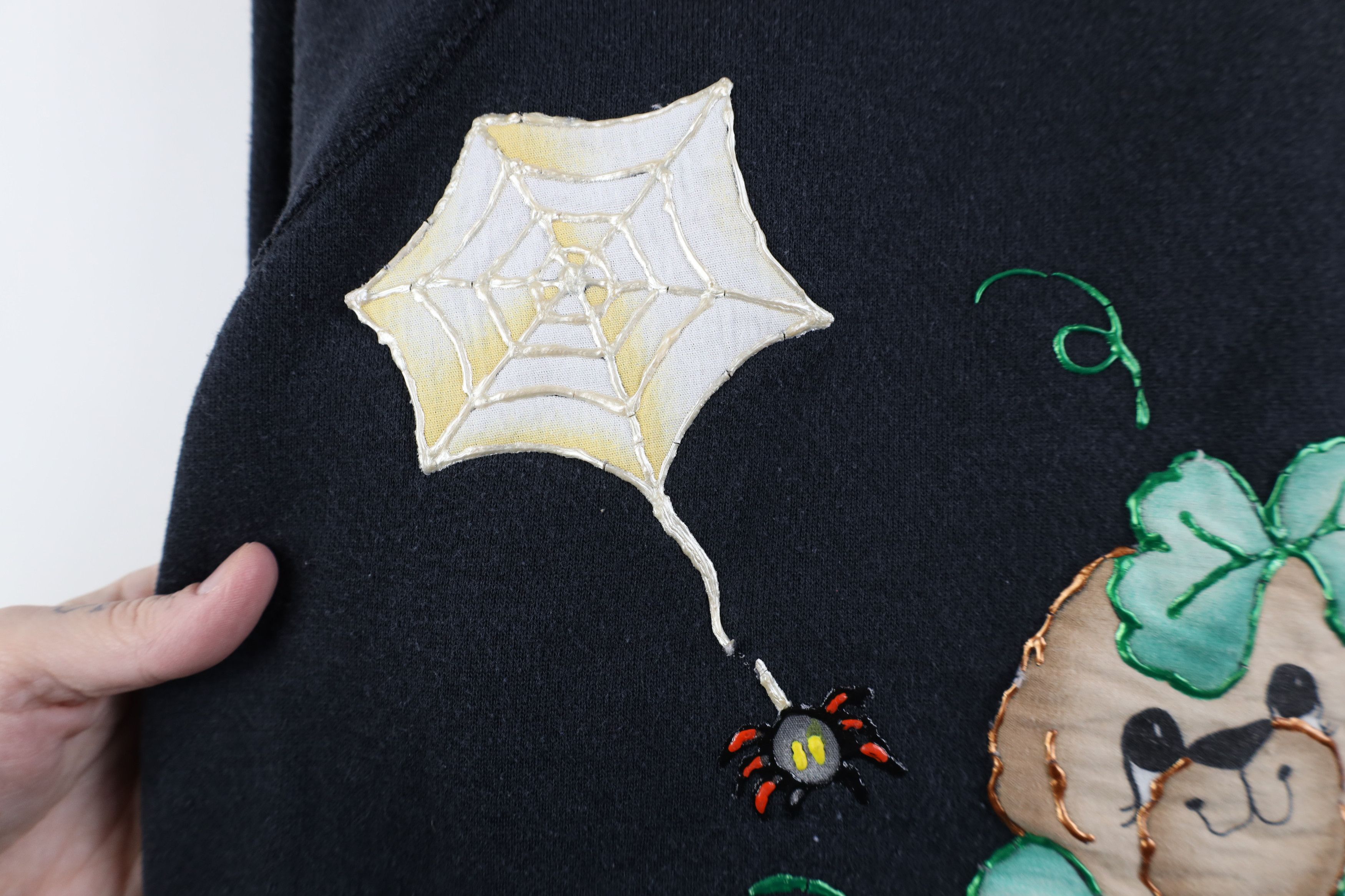 Vintage Vintage 90s Streetwear Halloween Bear Spider Sweatshirt USA Size L / US 10 / IT 46 - 5 Thumbnail