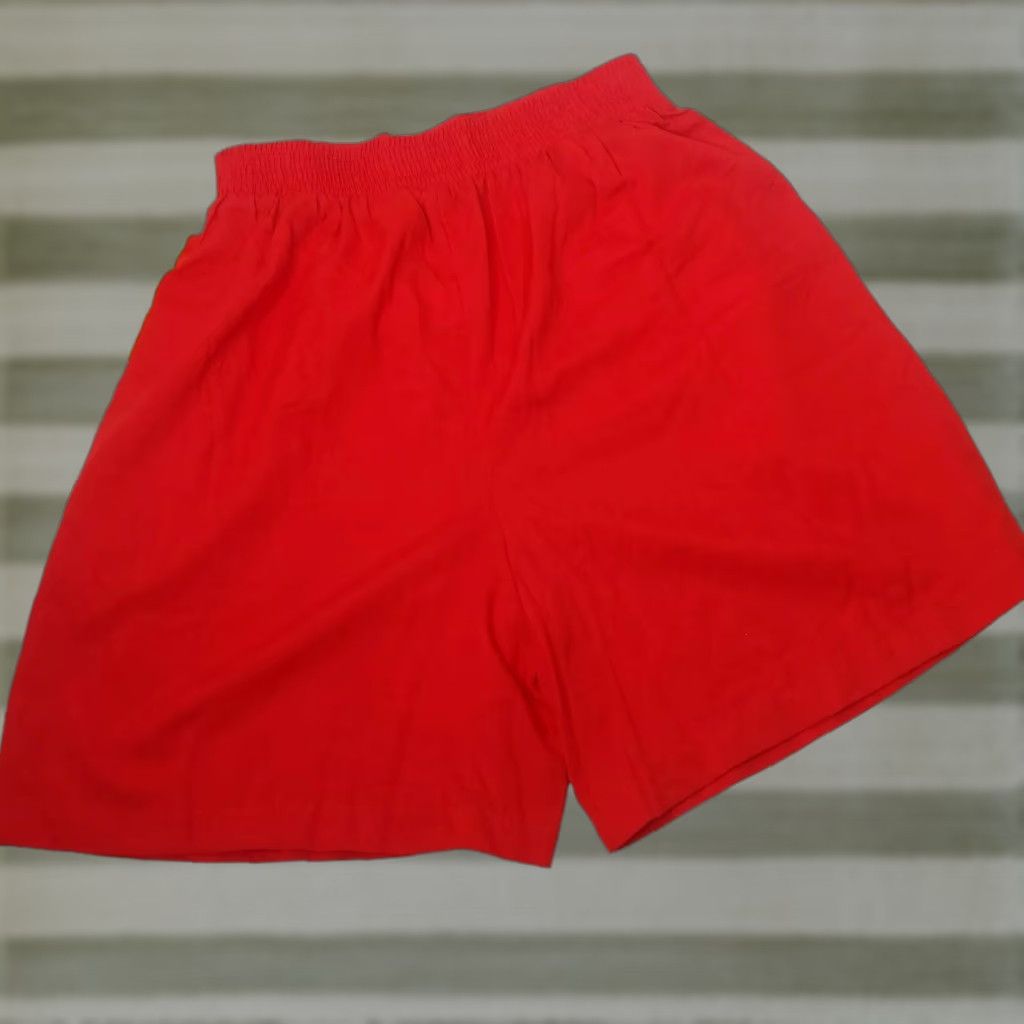 Etro VINTAGE American Weekend Shorts Womens M Red Elastic Retro Mom USA Classic NOS Size 28" / US 6 / IT 42 - 1 Thumbnail