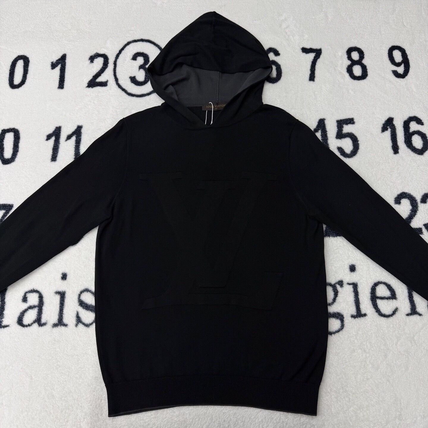 Louis Vuitton LV Black Embossed 3D Logo Knit Hoodie Size US L / EU 52-54 / 3 - 1 Thumbnail