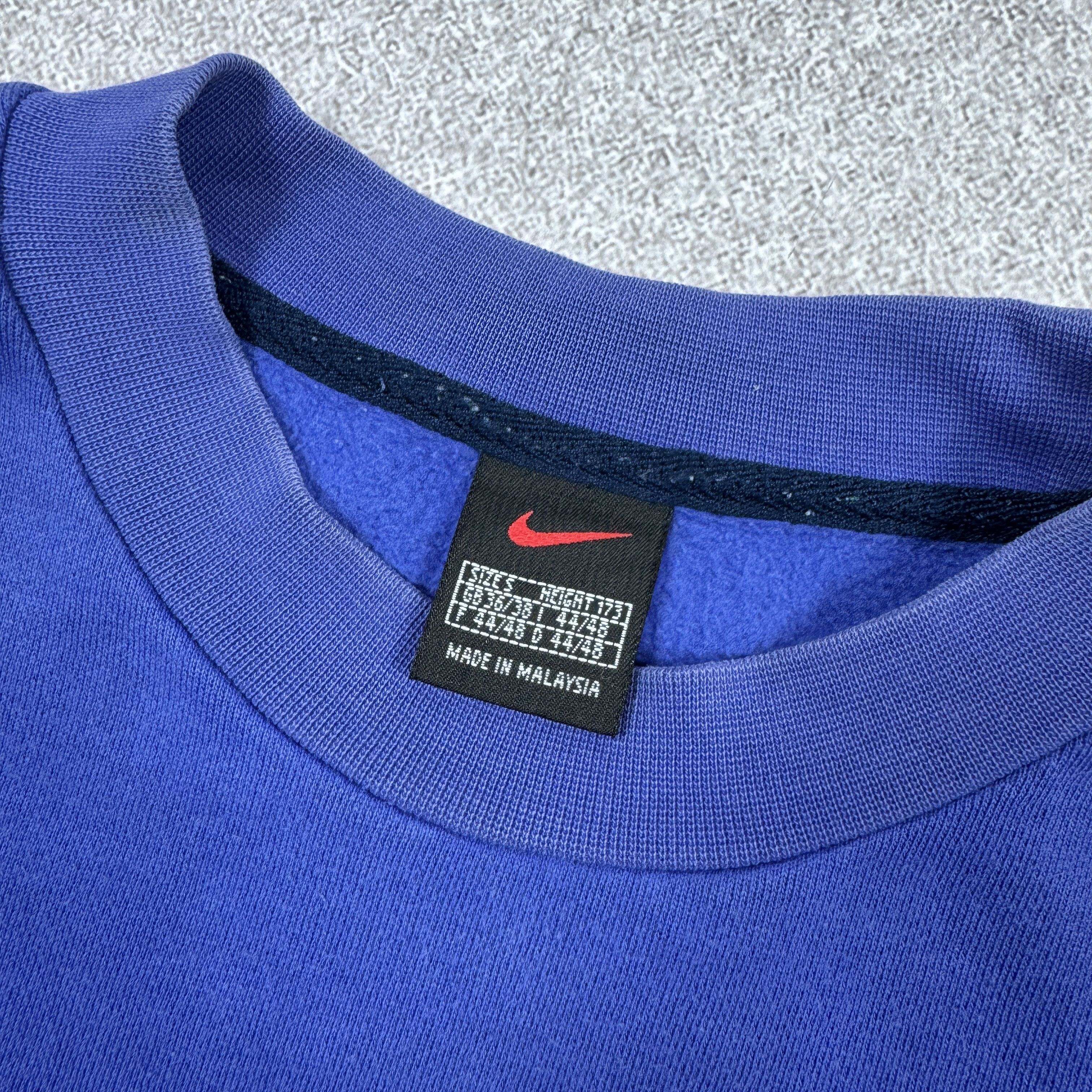 Nike Vintage Nike Big Logo 90s Blue Cotton Sweatshirt Size S-M Size US S / EU 44-46 / 1 - 7 Thumbnail