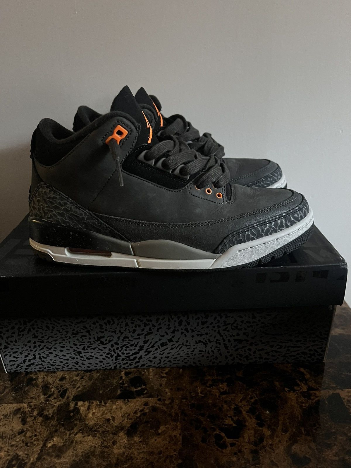 Jordan Brand Jordan 3 Retro Fear Pack (2023) Size US 7.5 / EU 40-41 - 1 Thumbnail
