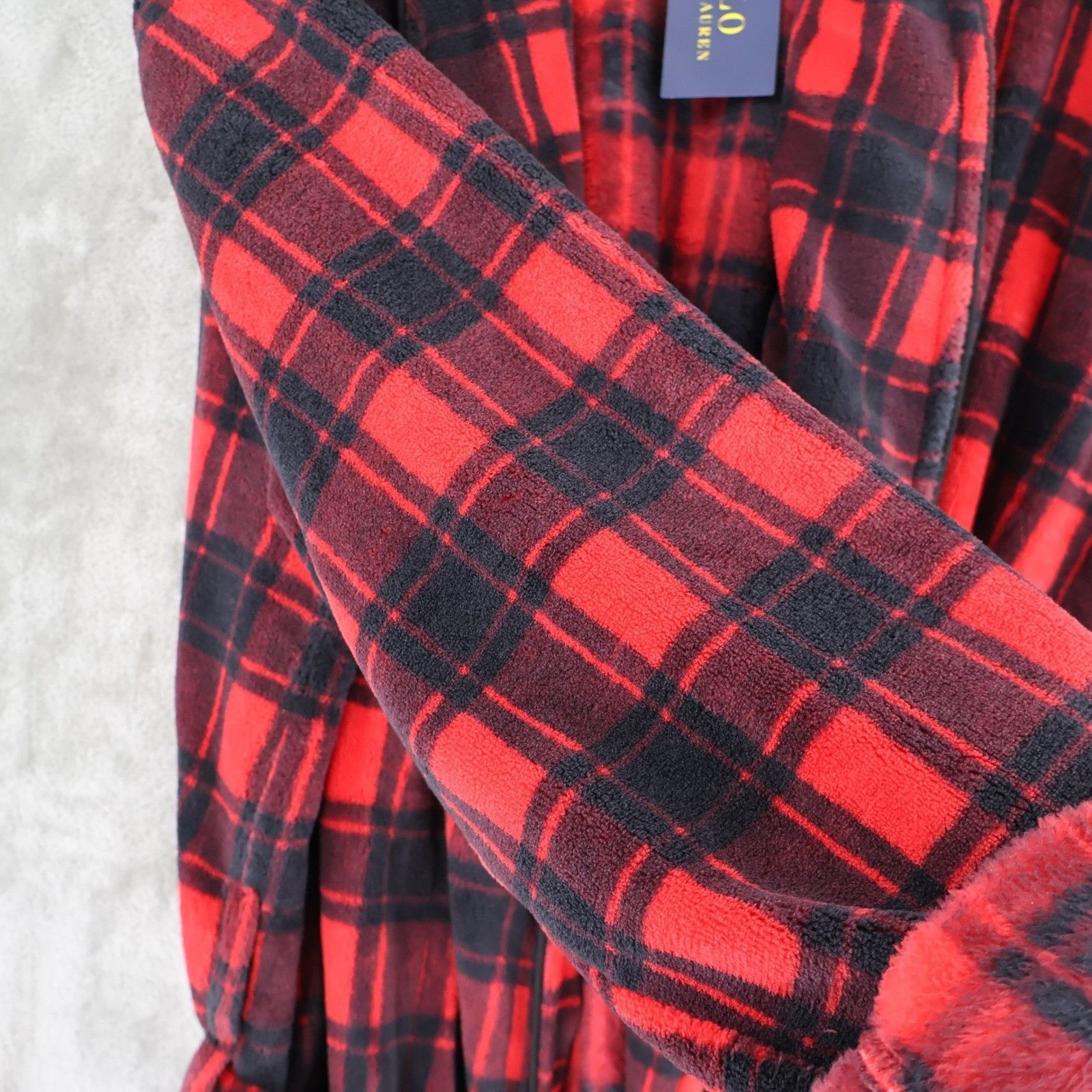 Polo Ralph Lauren Polo Ralph Lauren Robe Mens S/M Red Black Plaid Fleece Plush Size 40 - 13 Thumbnail