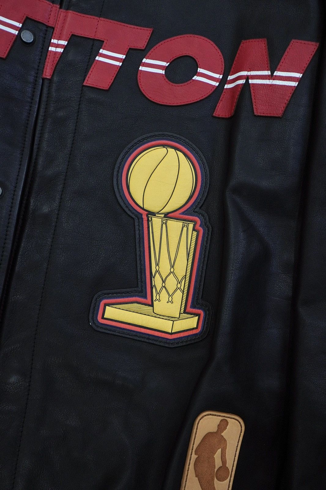 Louis Vuitton Louis Vuitton x NBA Logos Leather Hero Jacket 🏀🏆 Size US L / EU 52-54 / 3 - 11 Thumbnail