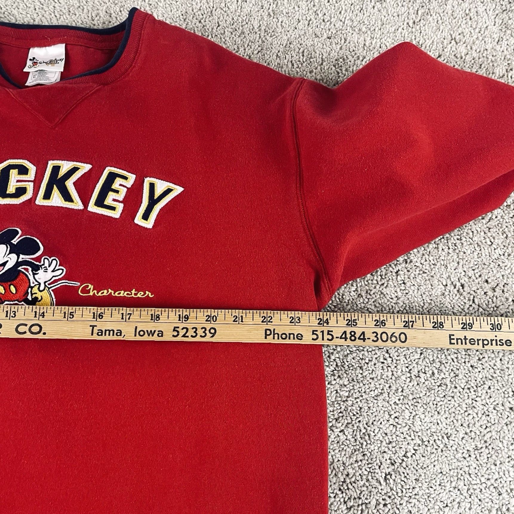 Disney VINTAGE Disney Mickey Mouse Sweatshirt Adult XL Red Fleece Crewneck Cartoon R1 Size US XL / EU 56 / 4 - 7 Thumbnail