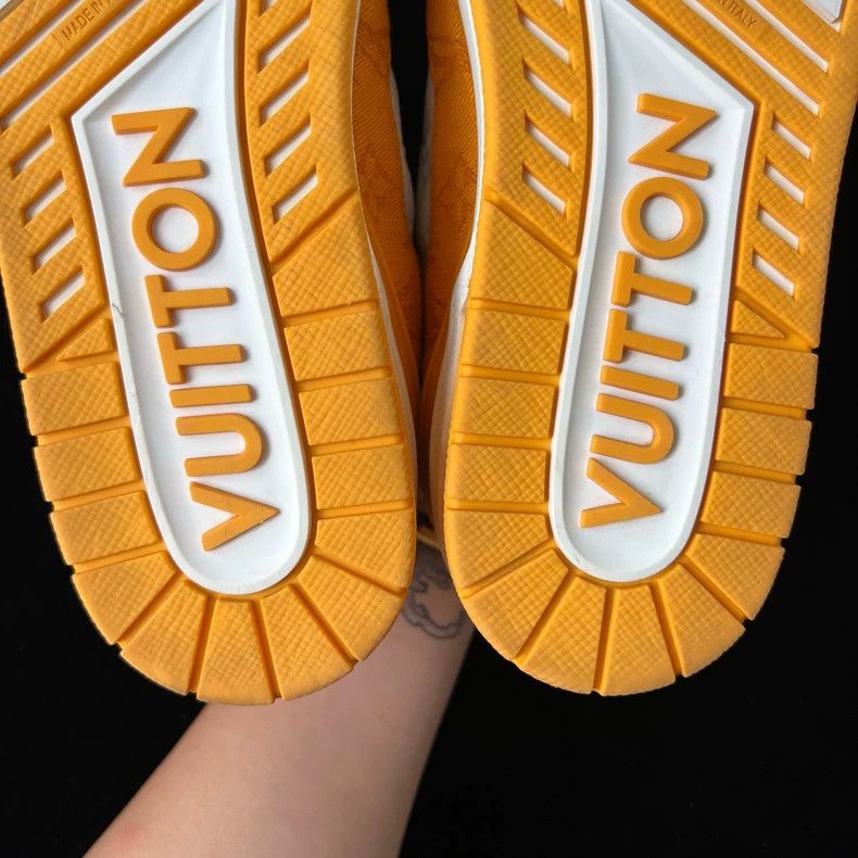 Louis Vuitton Louis Vuitton Trainer white and yellow denim board shoes Size US 9.5 / EU 42-43 - 9 Thumbnail