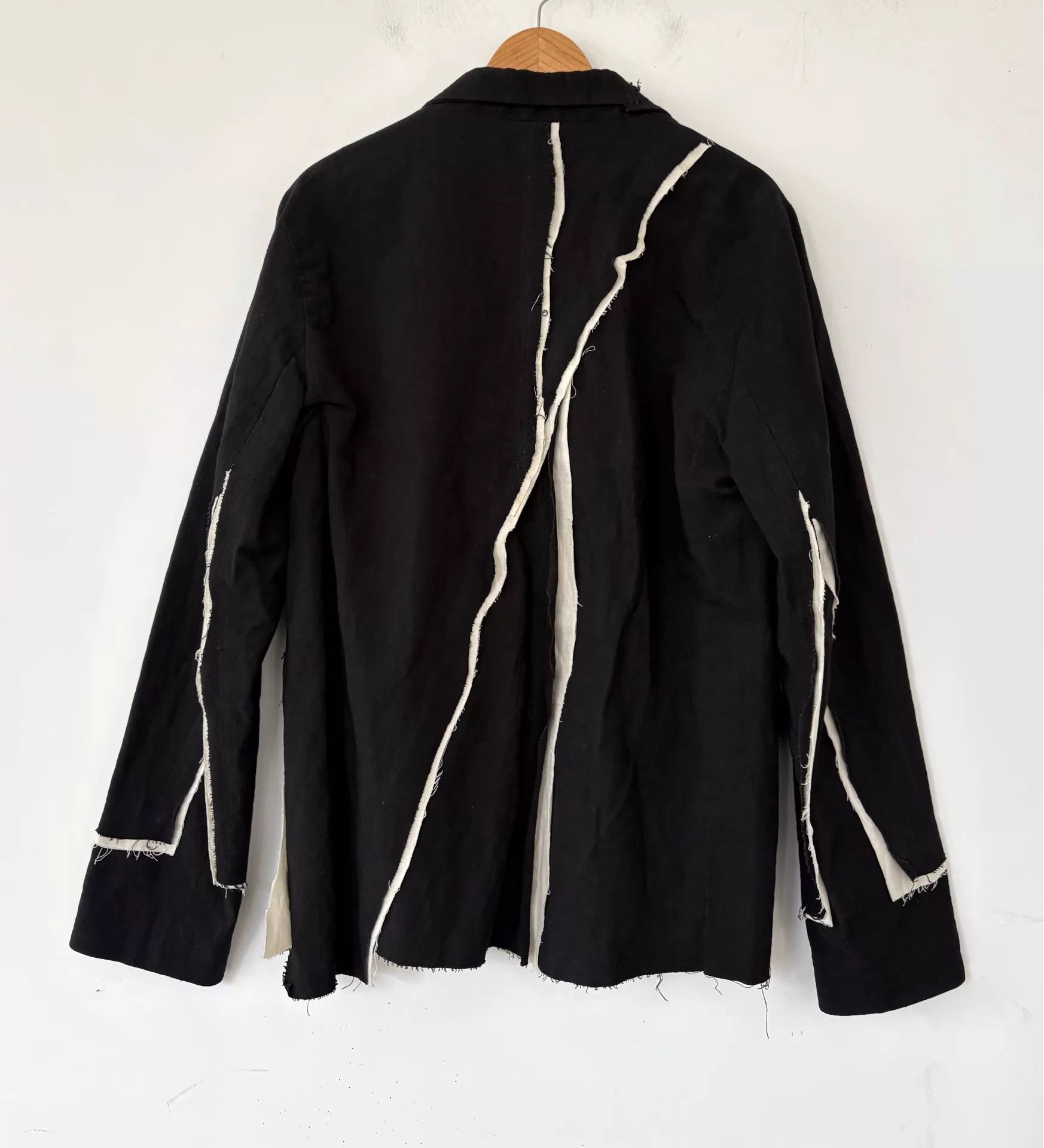 By Walid By Walid Men's Black Linen Cracked Panel Blazer Size US M / EU 48-50 / 2 - 2 Thumbnail