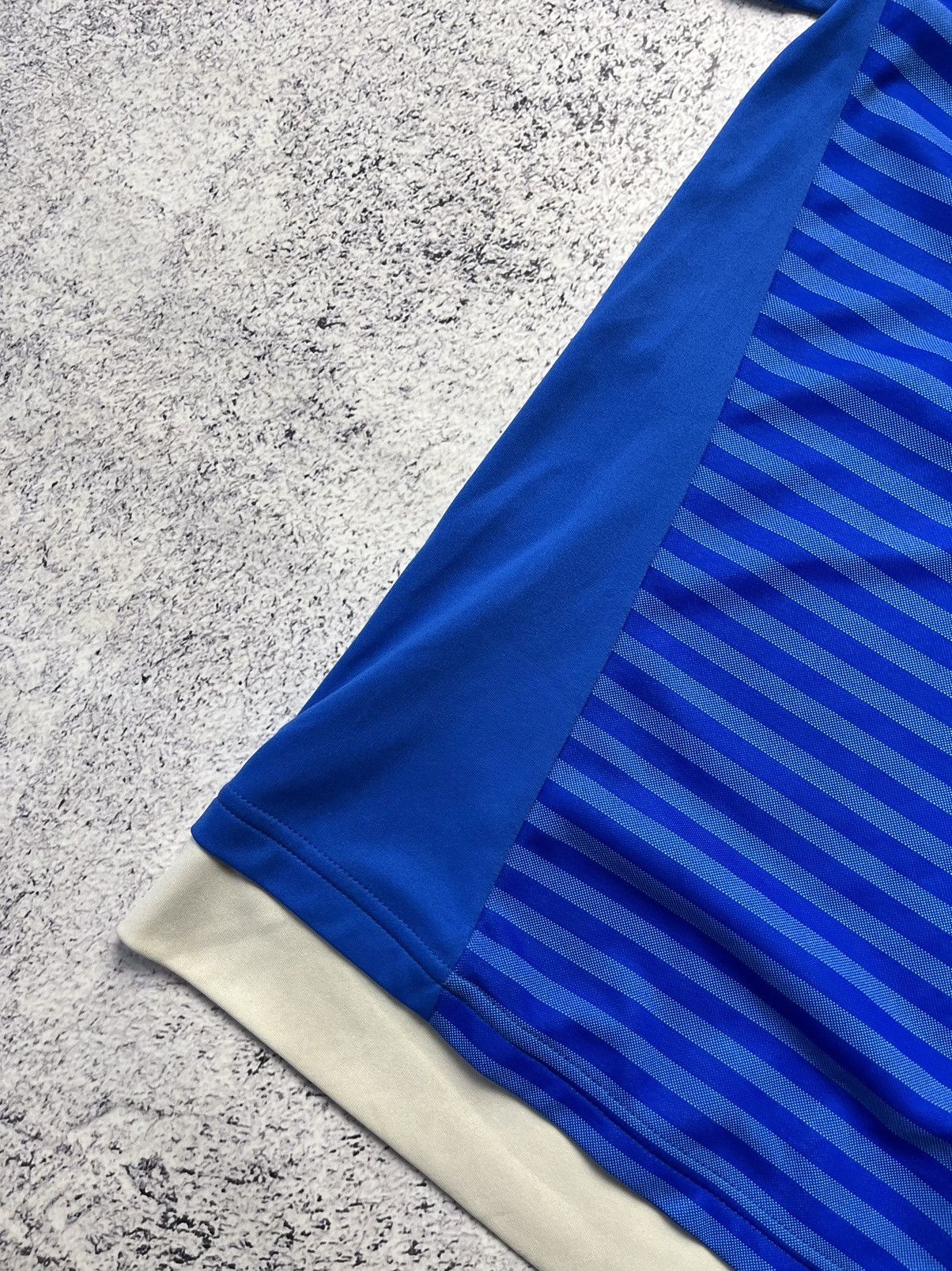 Adidas Vintage Adidas 2015/16 Olympique de Marseille Third Shirt Size US S / EU 44-46 / 1 - 13 Thumbnail