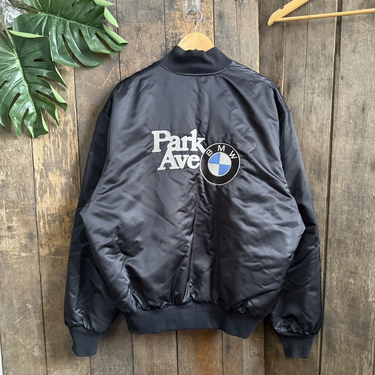 BMW Vintage BMW Park Avenue Birdie Bomber Jacket Size US L / EU 52-54 / 3 - 1 Thumbnail