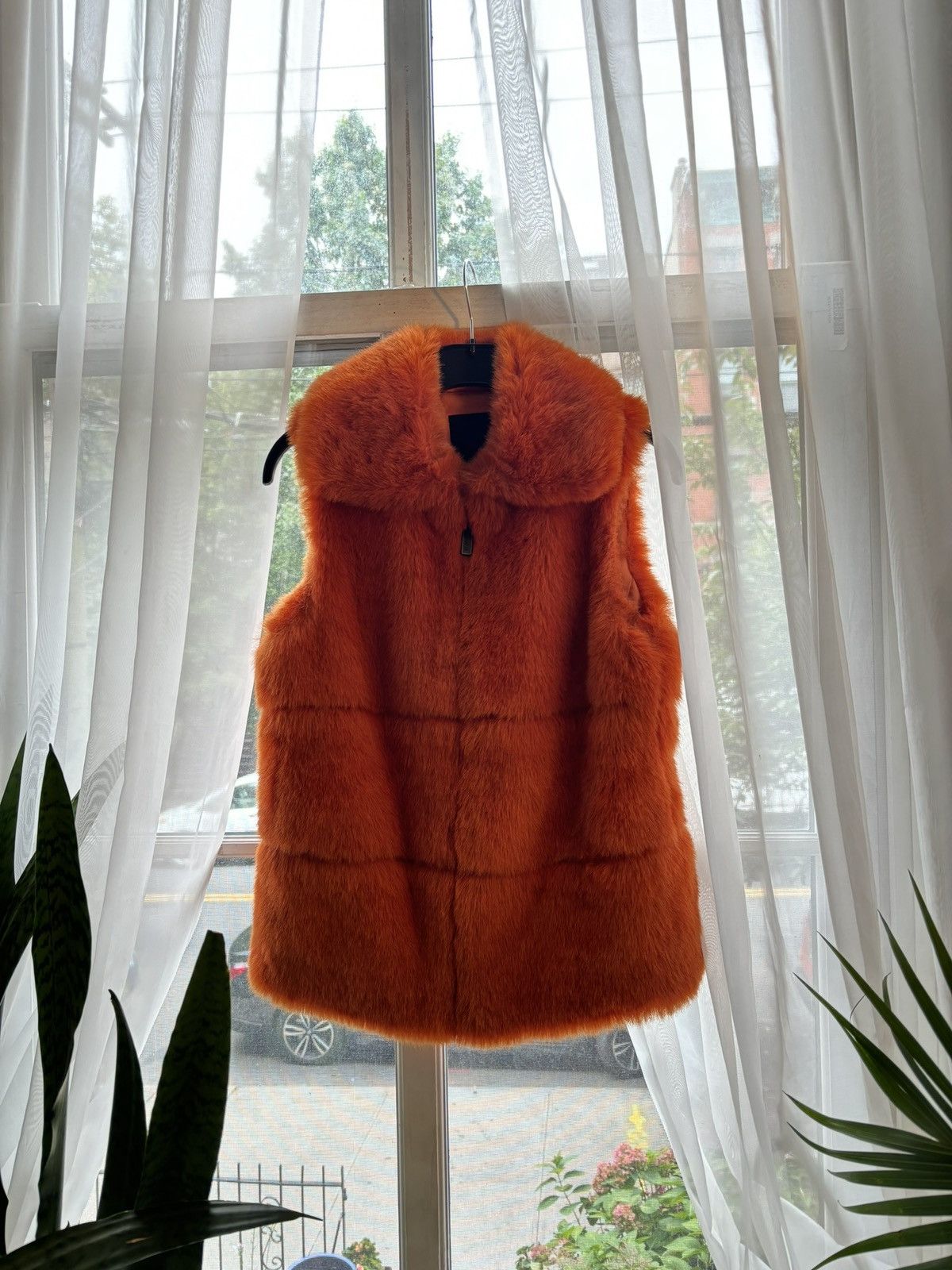 Hysteric Glamour Hysteric Glamour Orange Faux Fur Vest Size US S / EU 44-46 / 1 - 1 Thumbnail